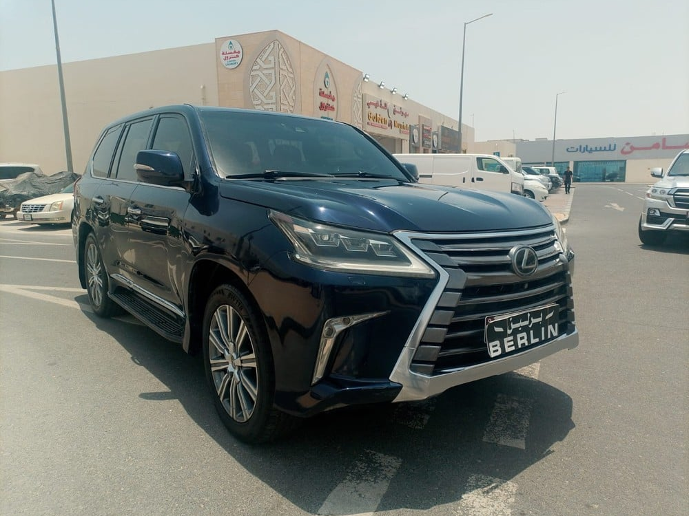 Lexus LX 570 - Image 4