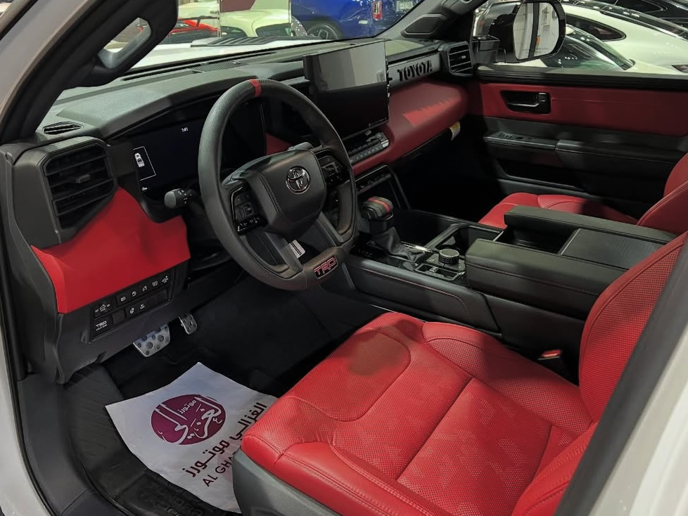 Toyota Tundra - Image 4