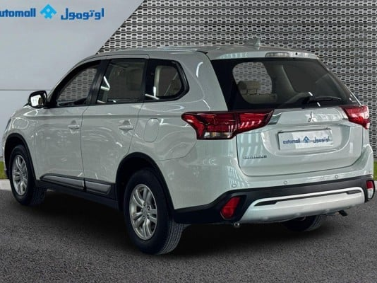Mitsubishi Outlander - Image 4