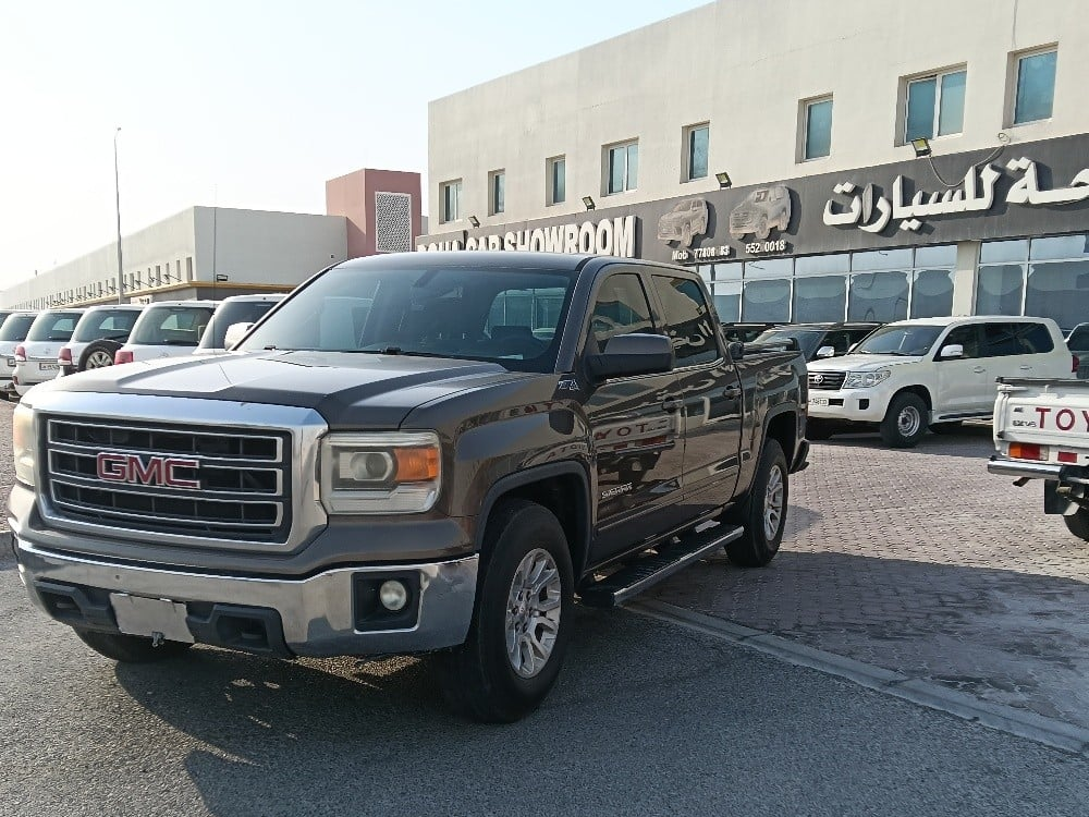 GMC Sierra - Image 2