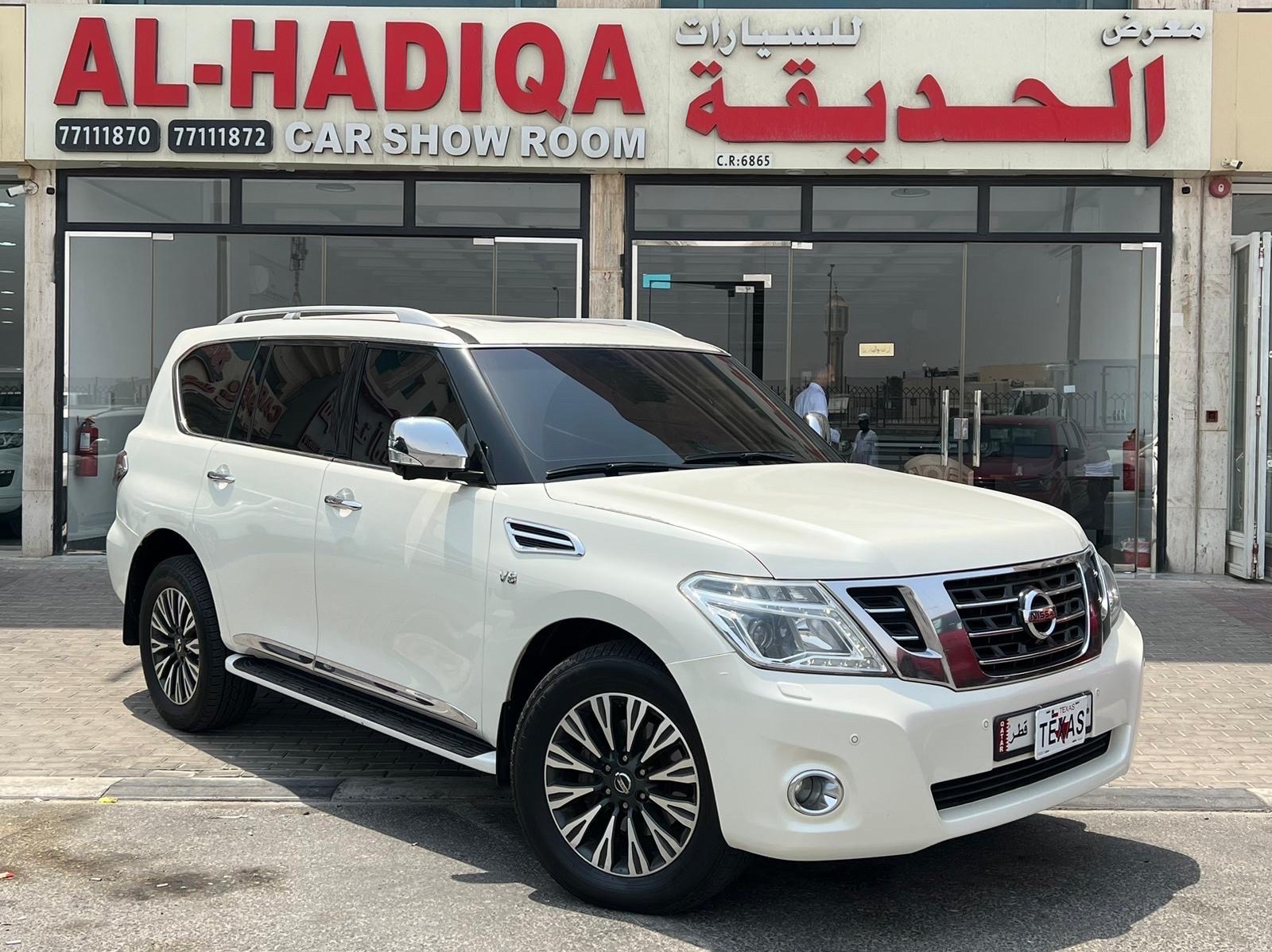 Nissan Patrol  Platinum - Image 2