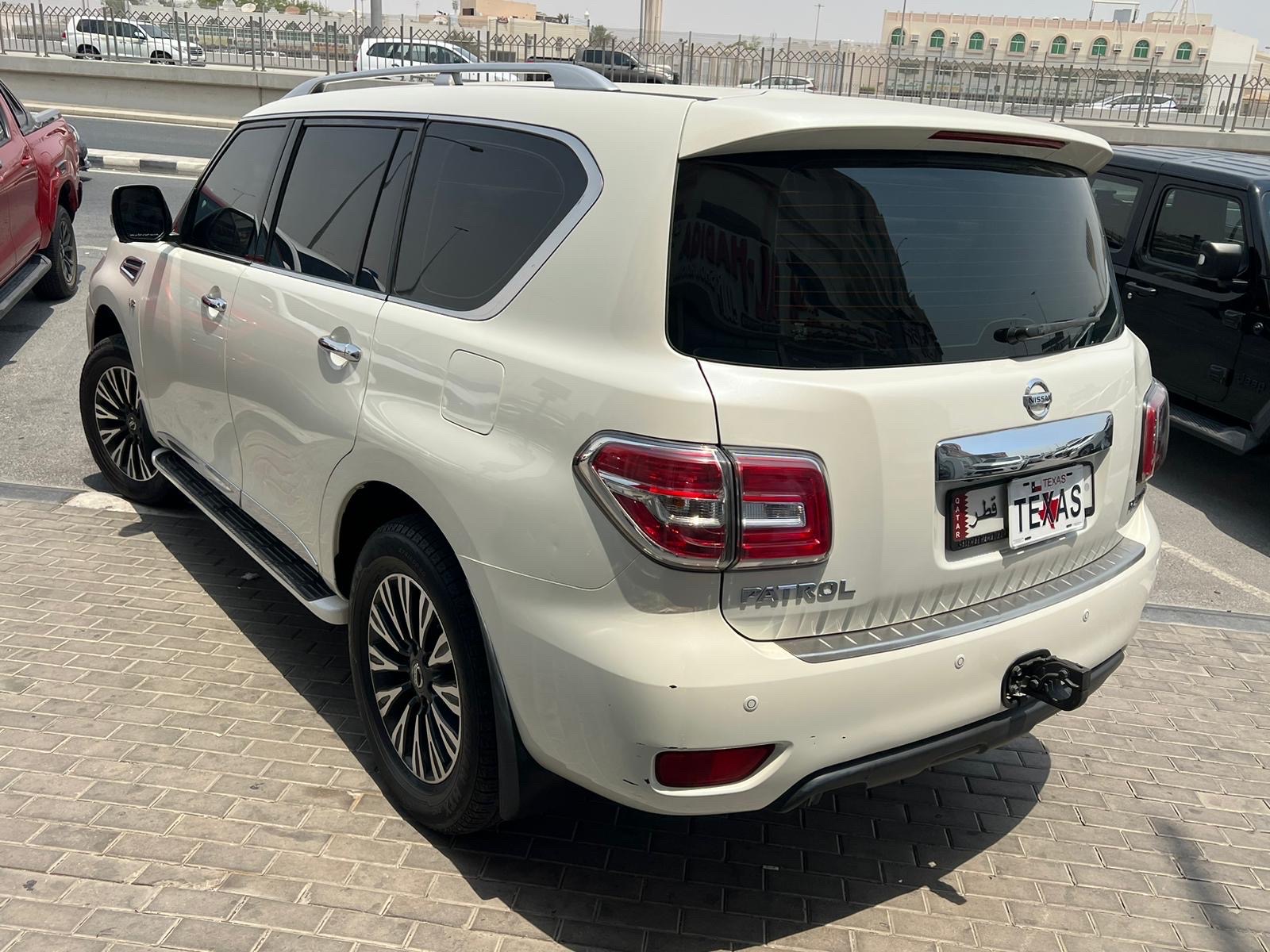 Nissan Patrol  Platinum - Image 4