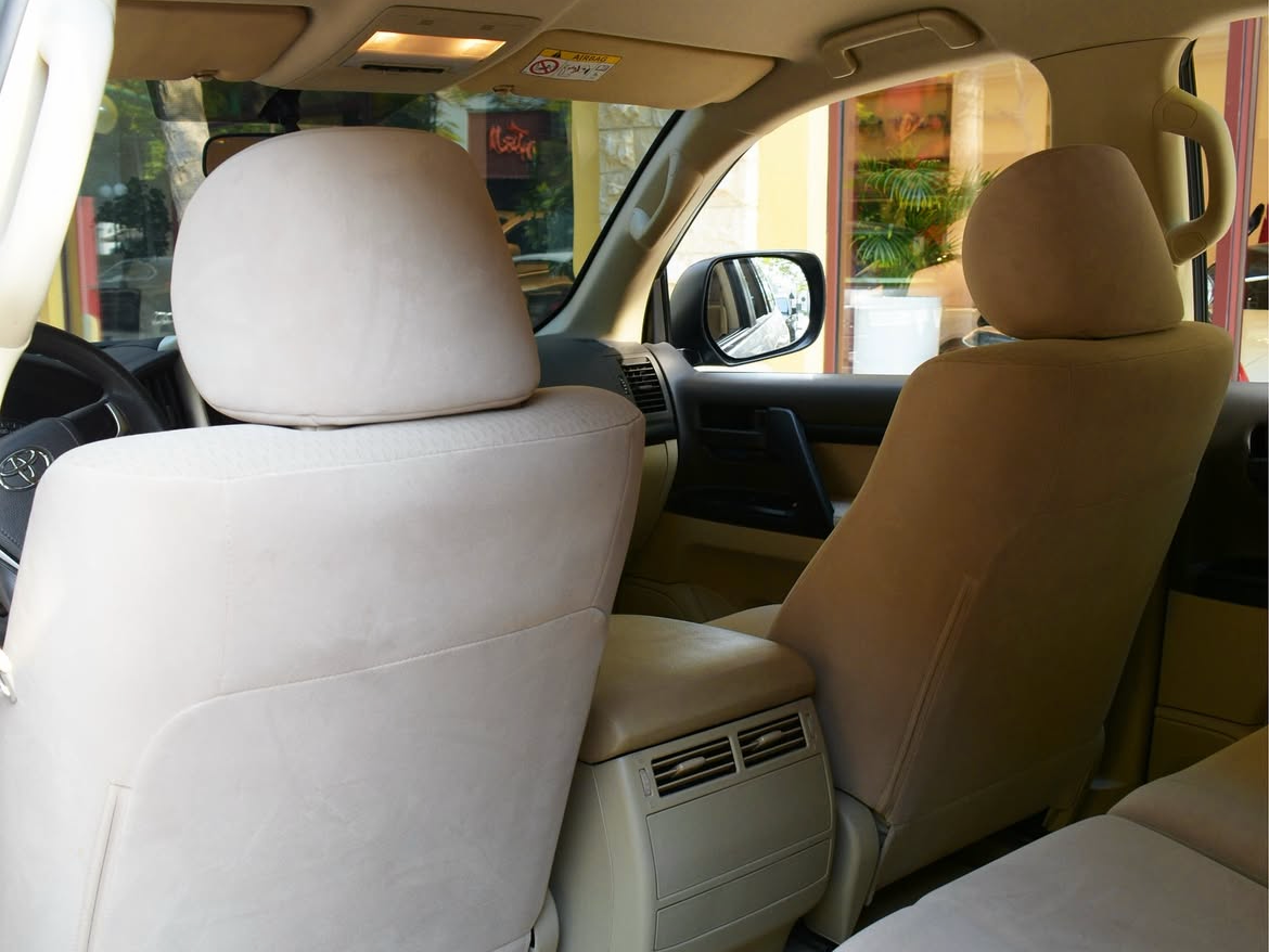 Toyota Land Cruiser GX - Image 4