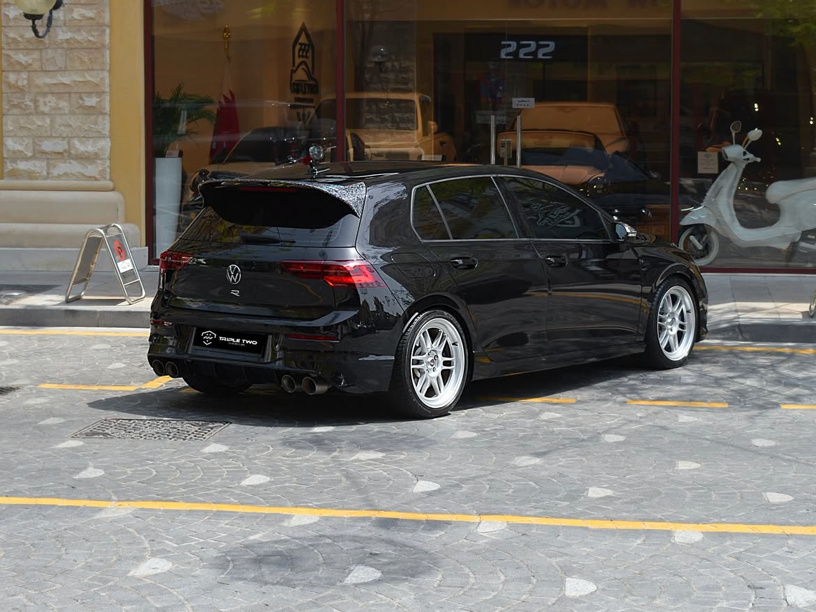 Volkswagen Golf R  - Image 3