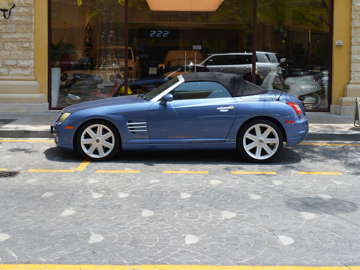 Chrysler Crossfire - Image 2