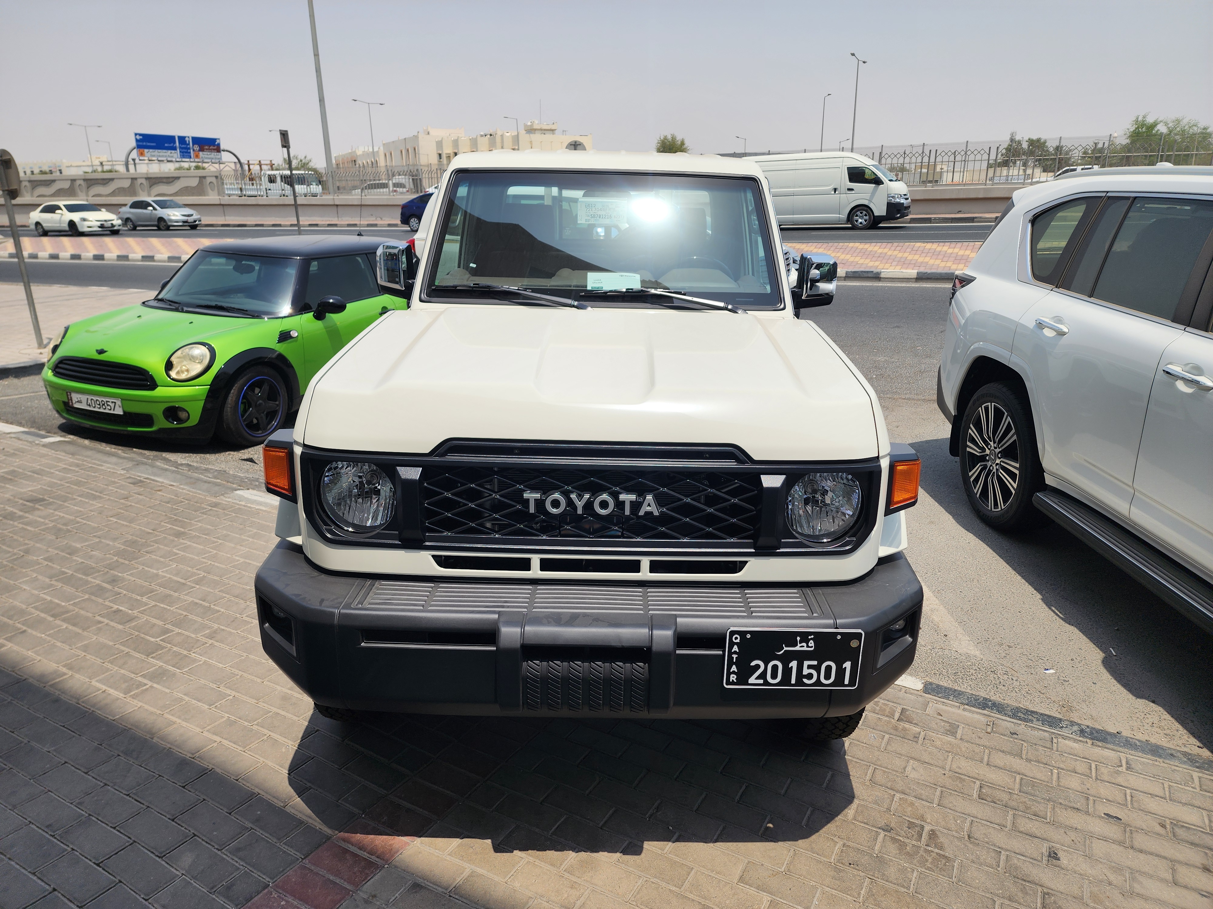 Toyota LX 