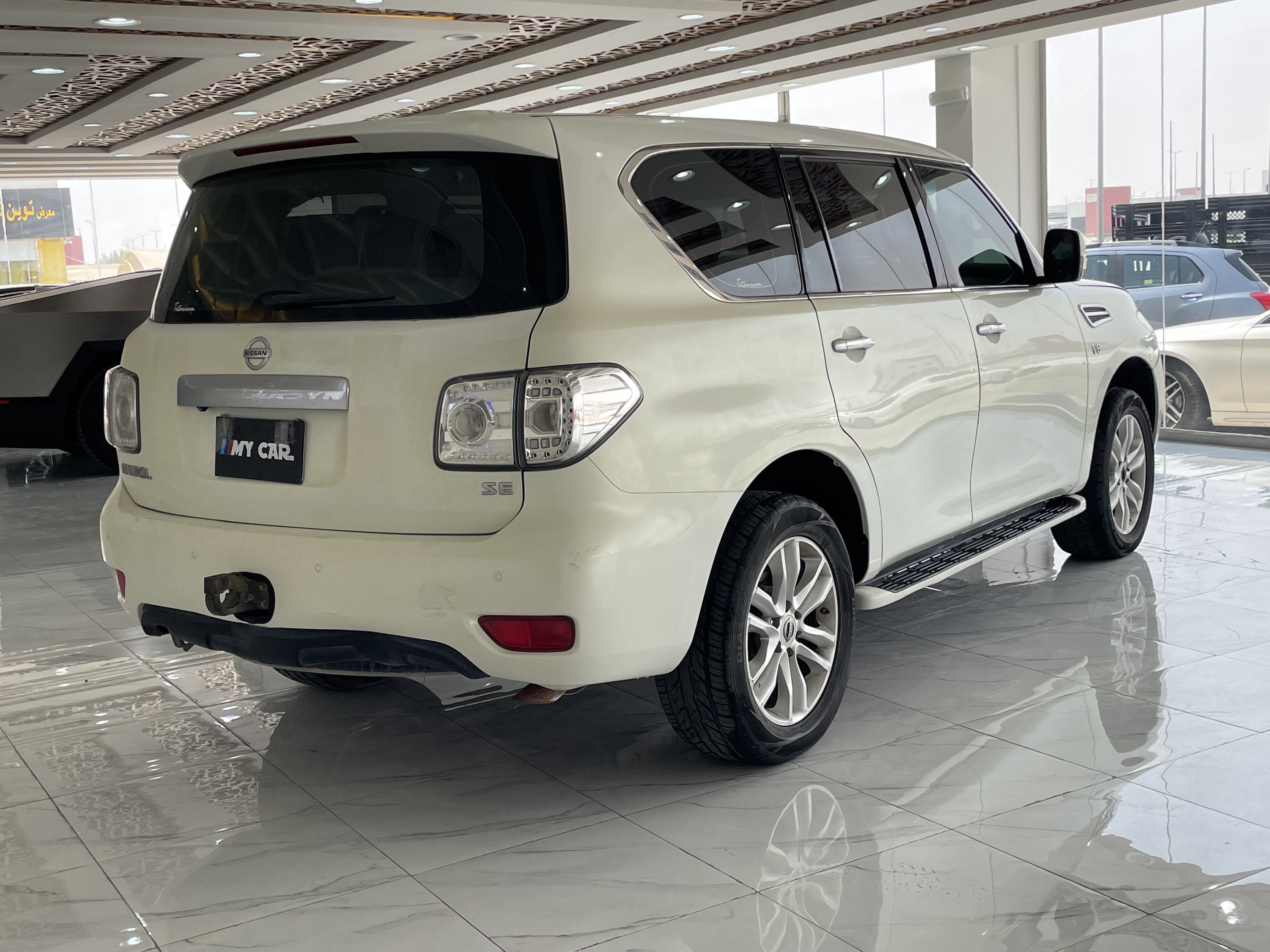 Nissan Patrol SE - Image 4