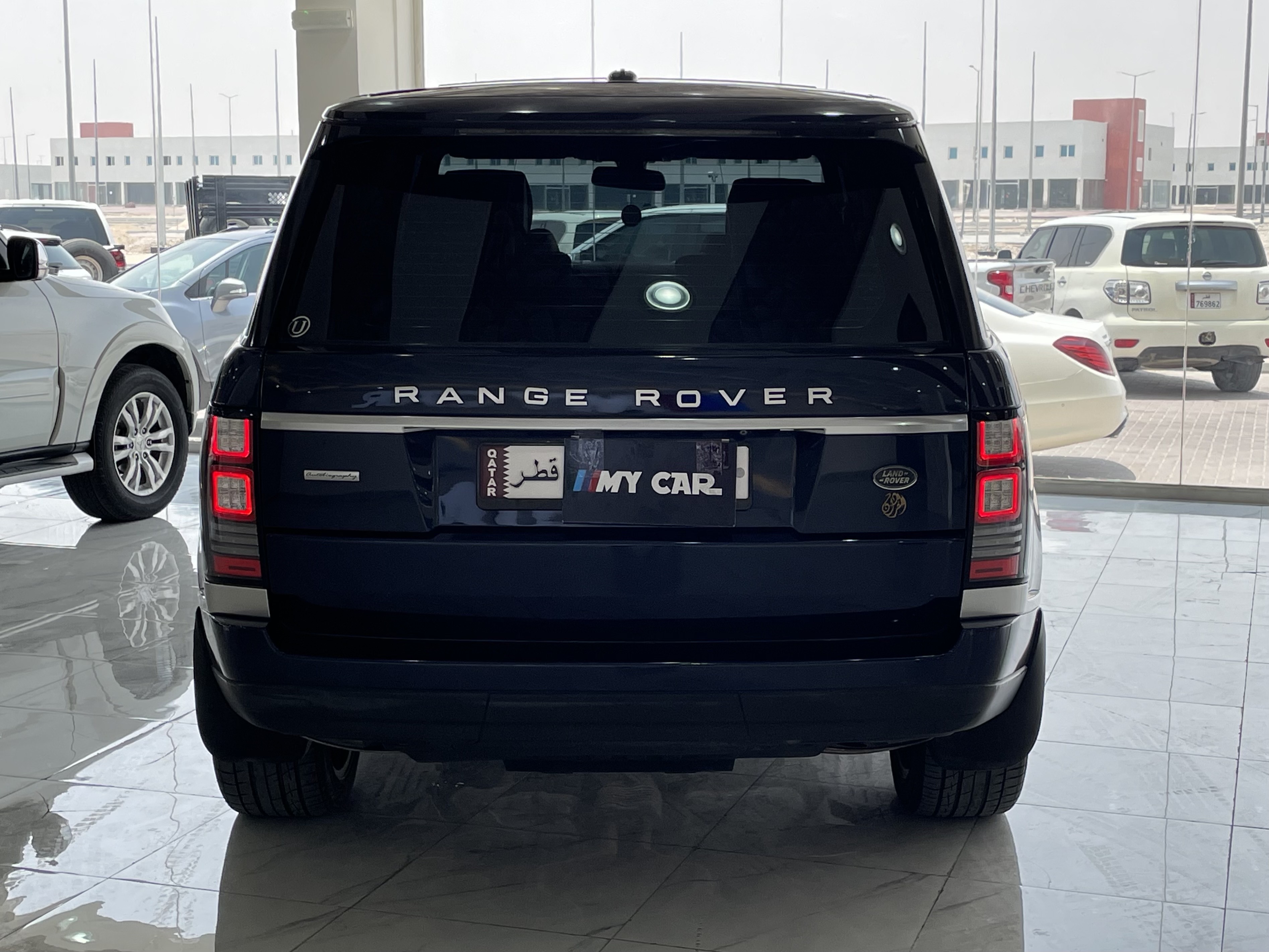 Land Rover Range Vogue Autobiography - Image 4