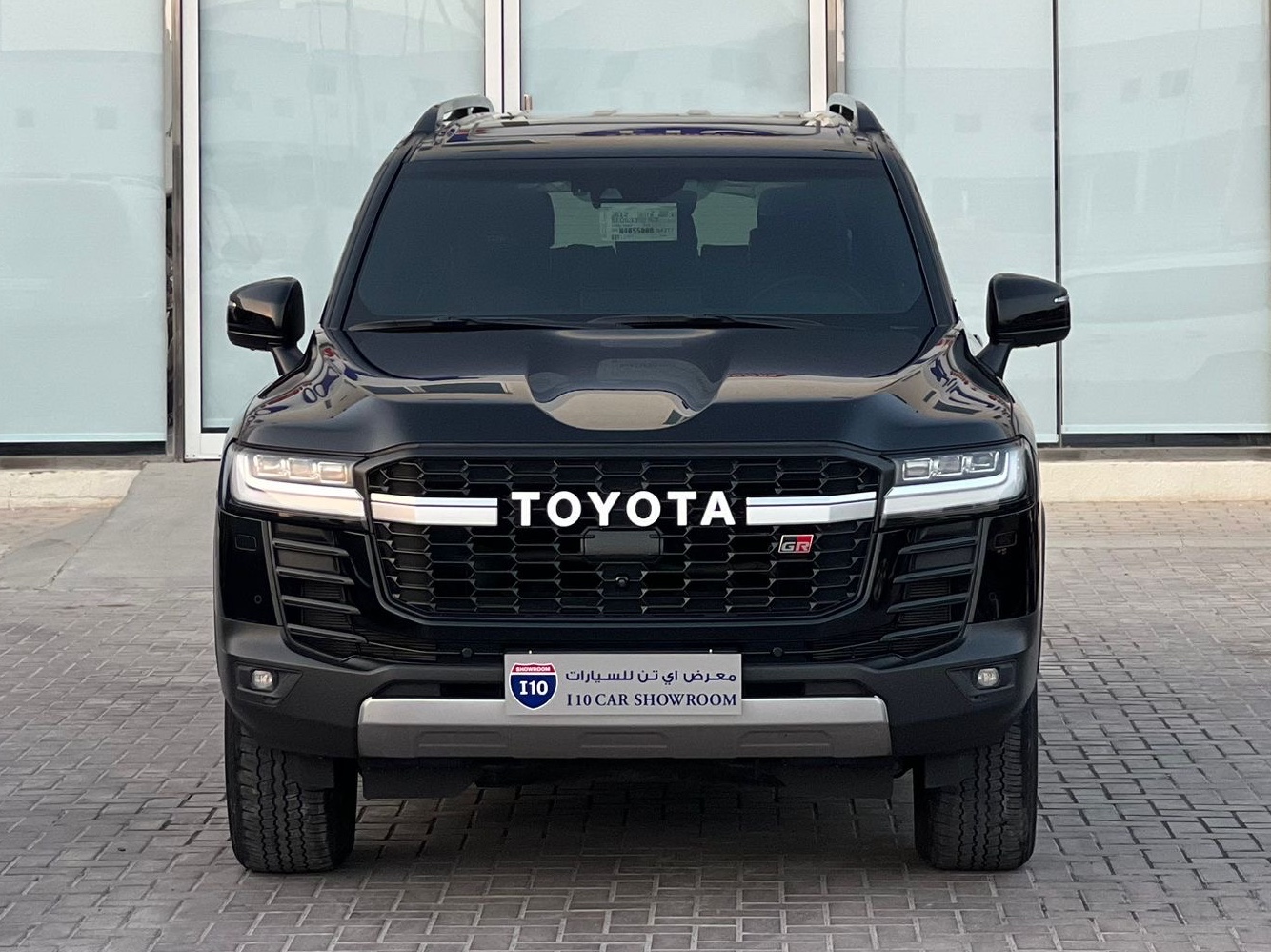 Toyota Land Cruiser G/R - Image 2