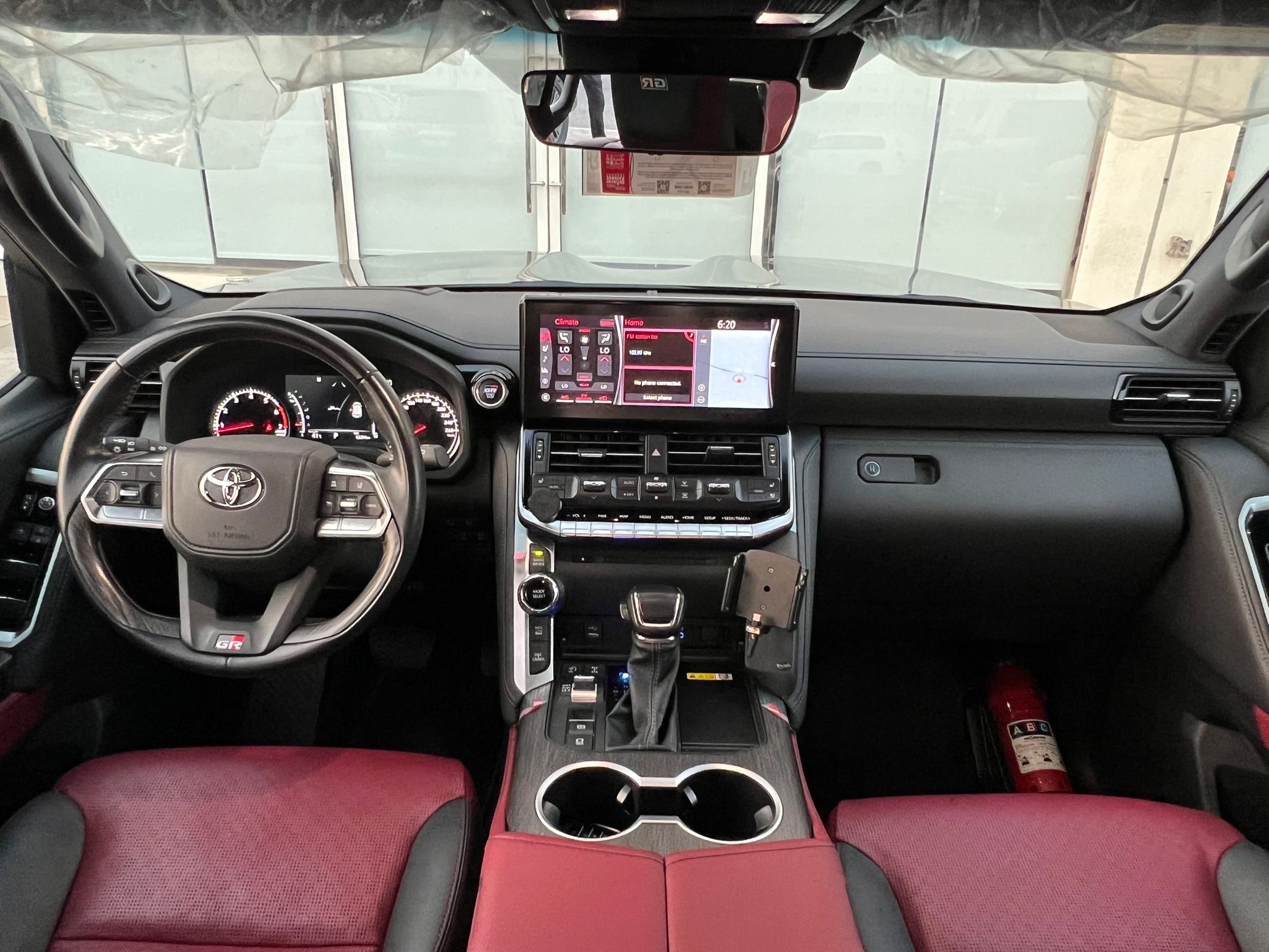 Toyota Land Cruiser G/R - Image 4