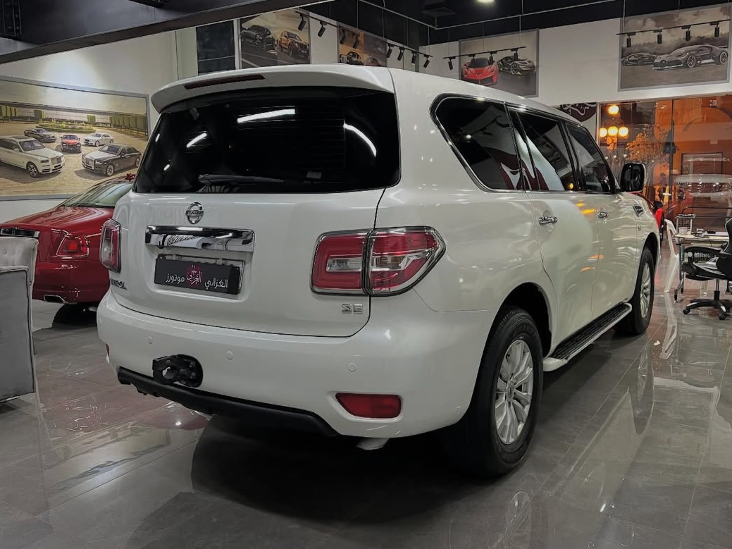 Nissan Patrol SE - Image 3