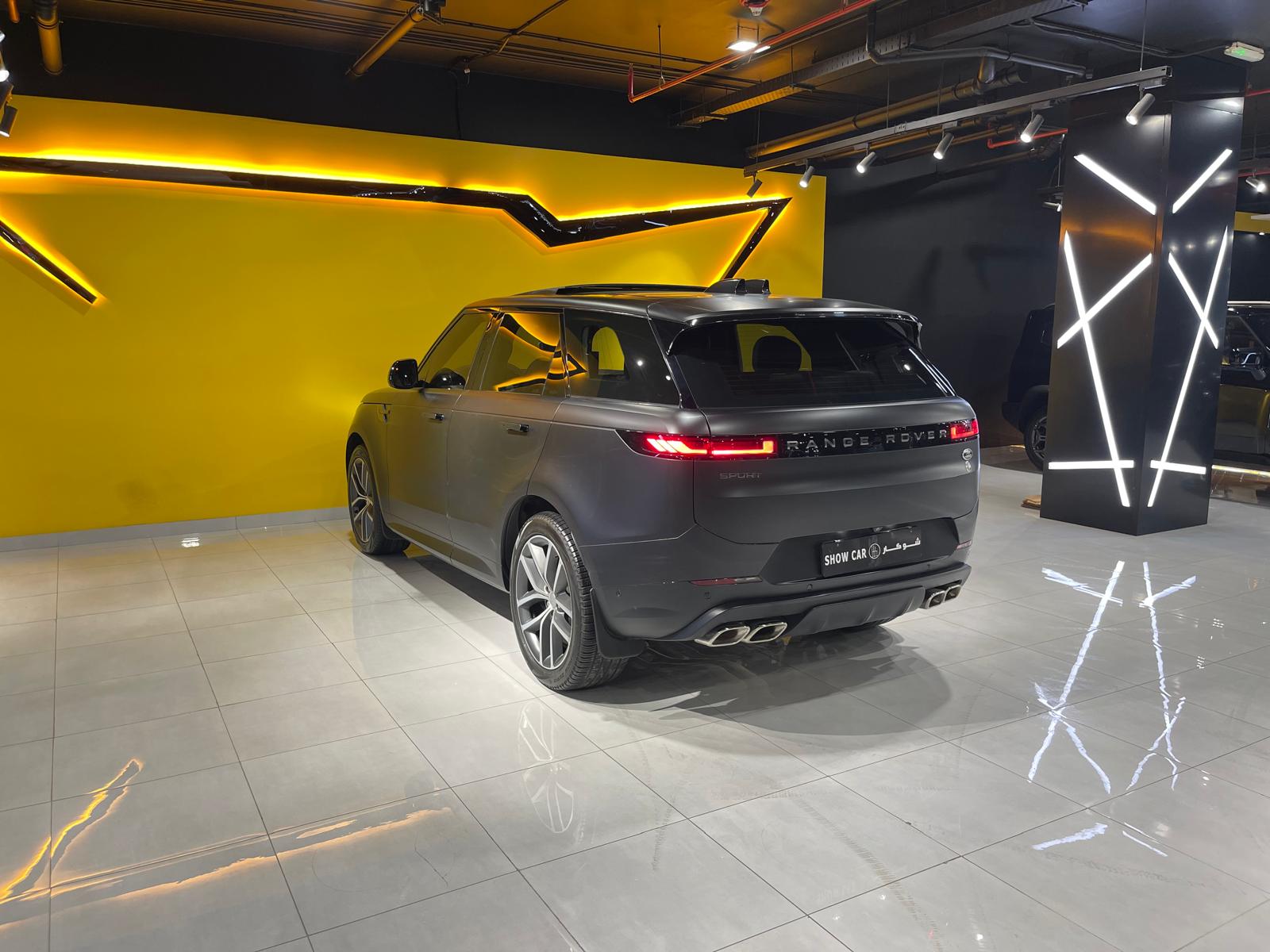 Land Rover Range Sport First Edition  - Image 3