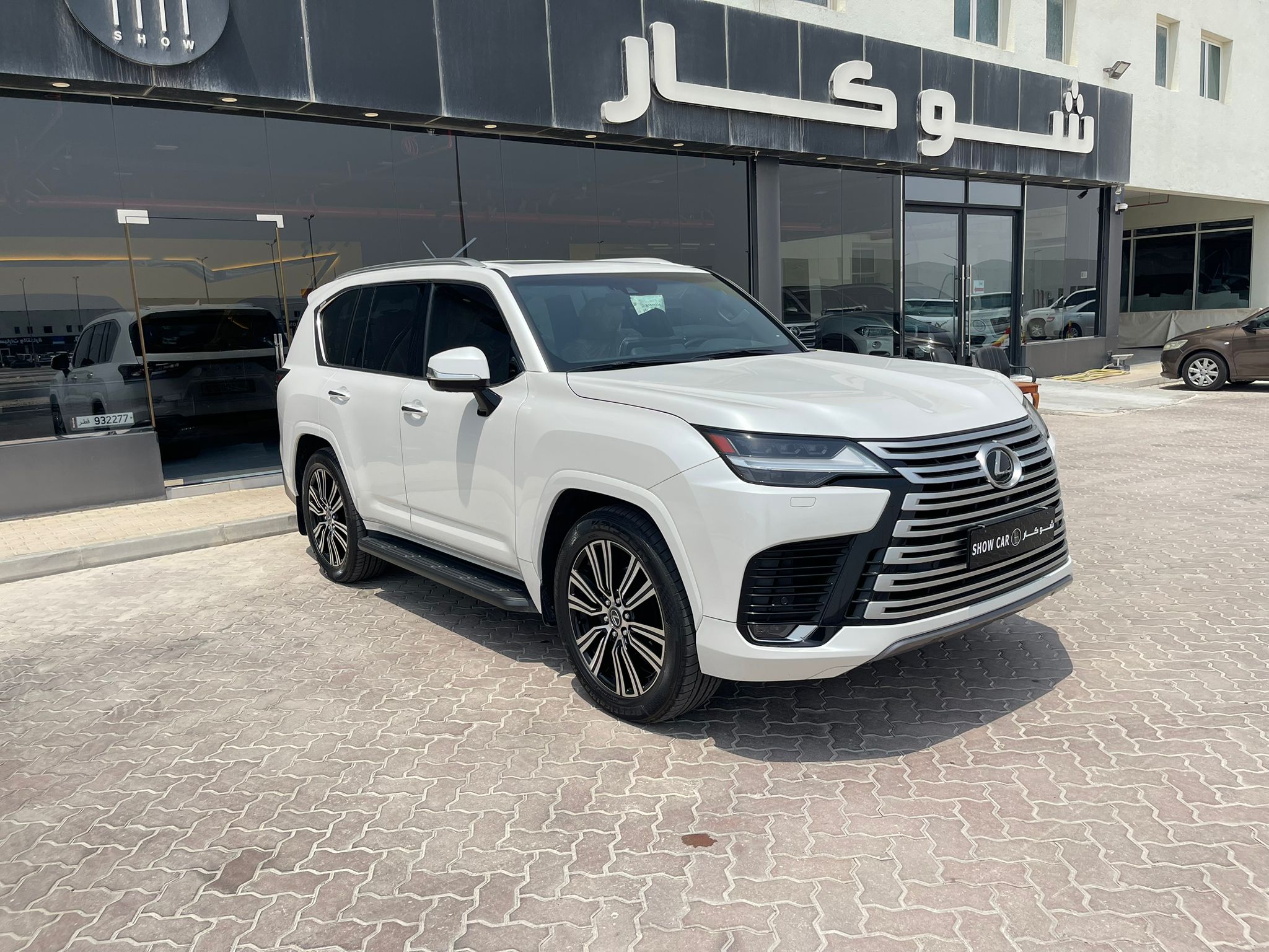 Lexus LX 600 Luxury  - Image 2