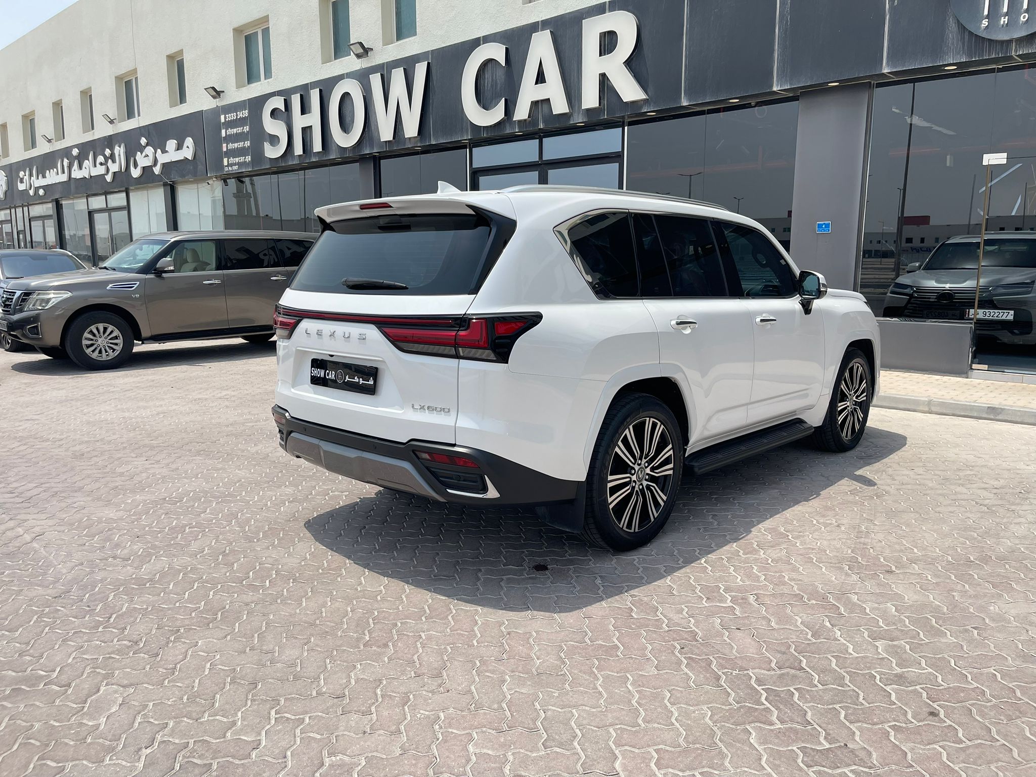 Lexus LX 600 Luxury  - Image 4