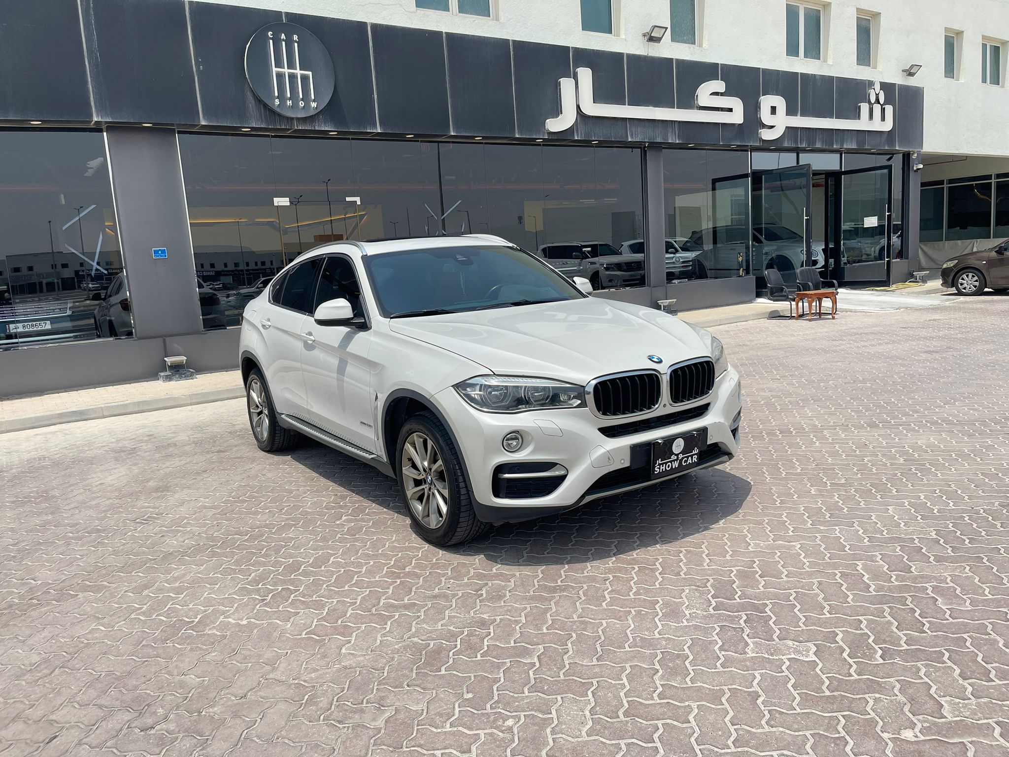 BMW X-Series X6 - Image 2