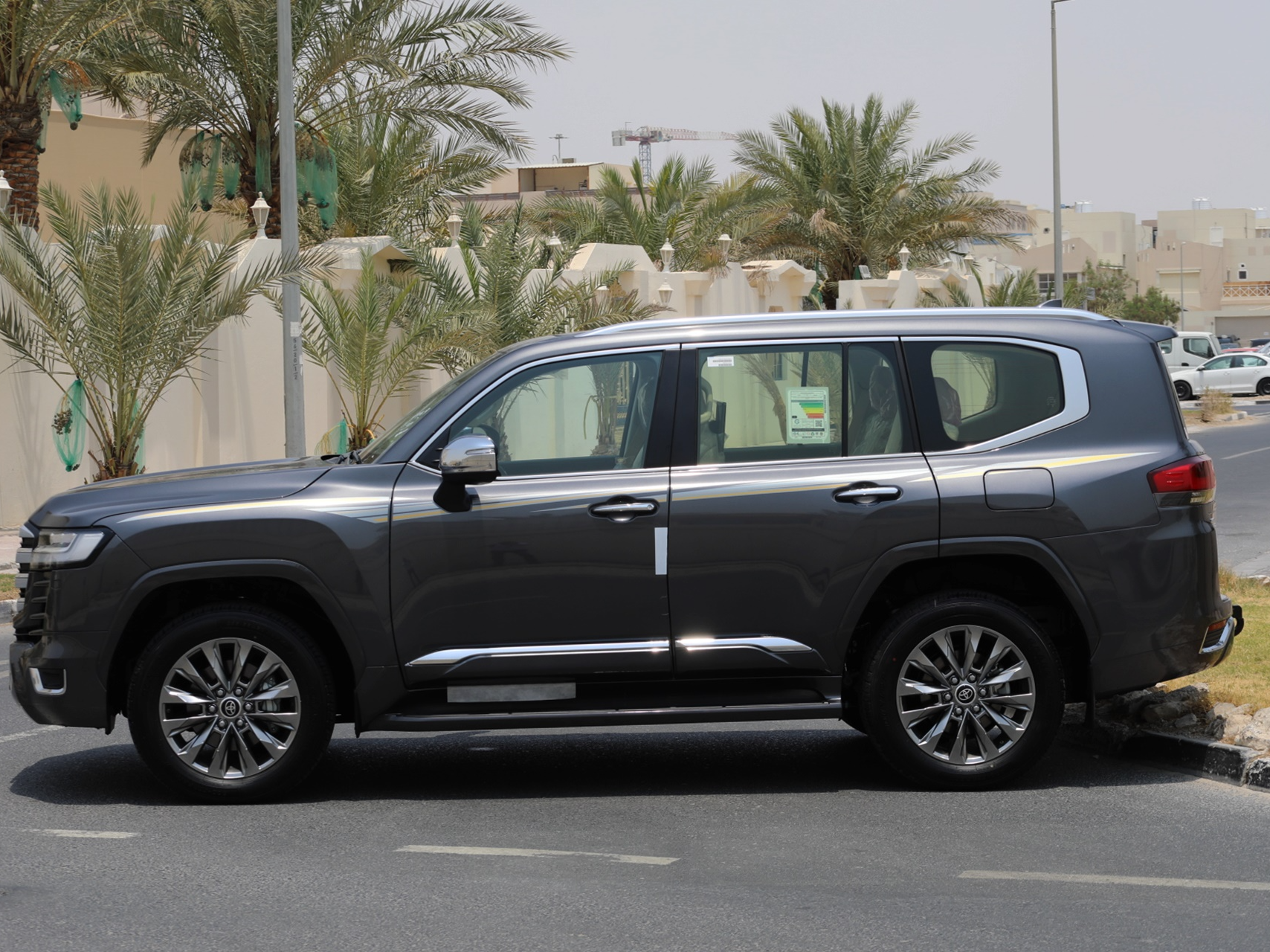 Toyota Land Cruiser VXR Twin Turbo - Image 2