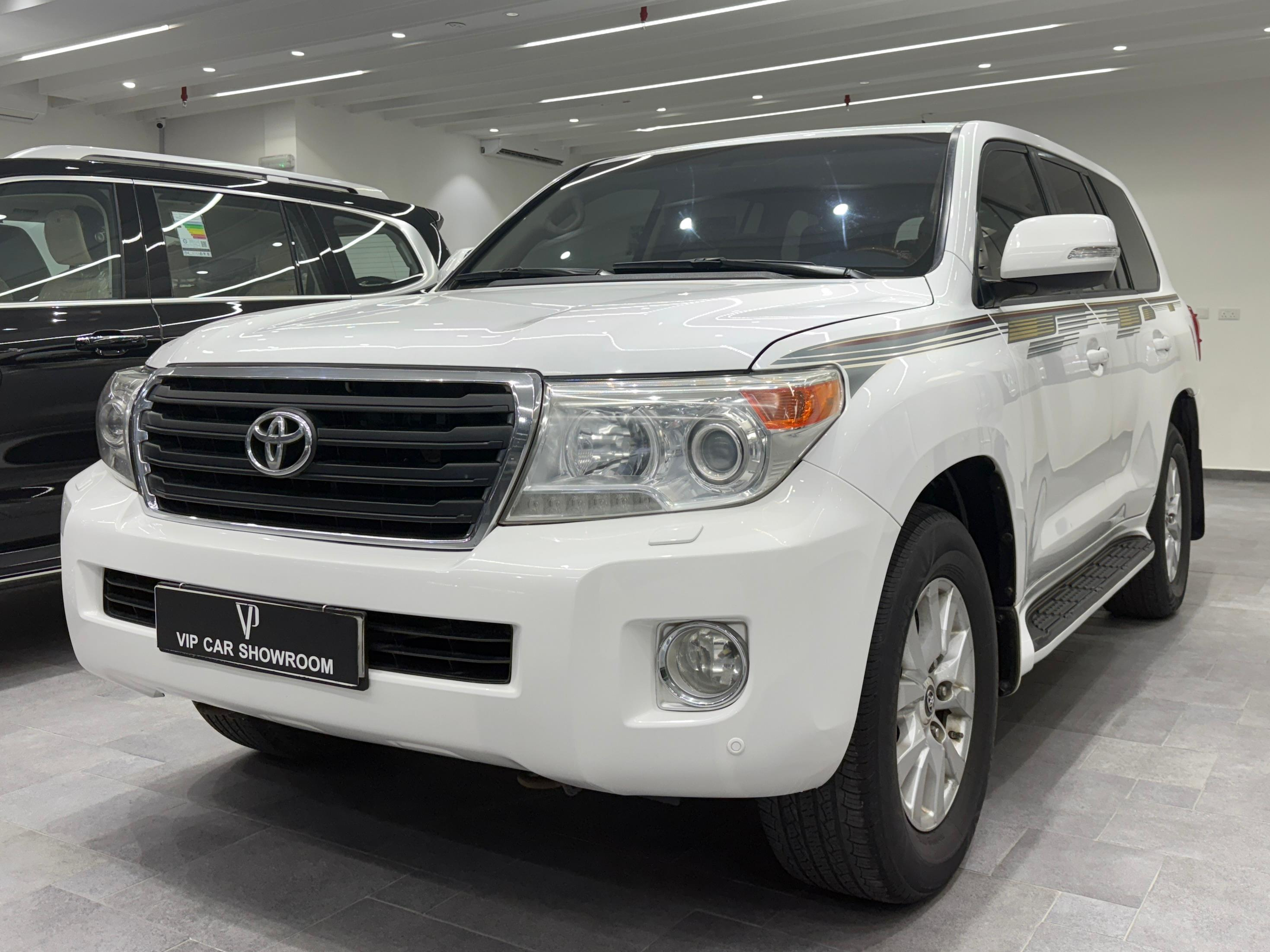 Toyota Land Cruiser GX.R - Image 2