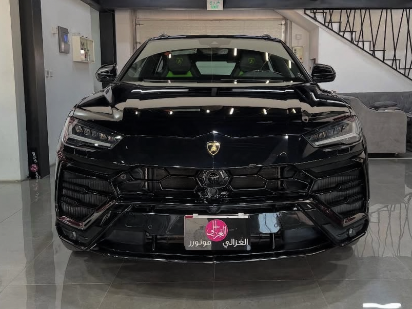 Lamborghini Urus - Image 2
