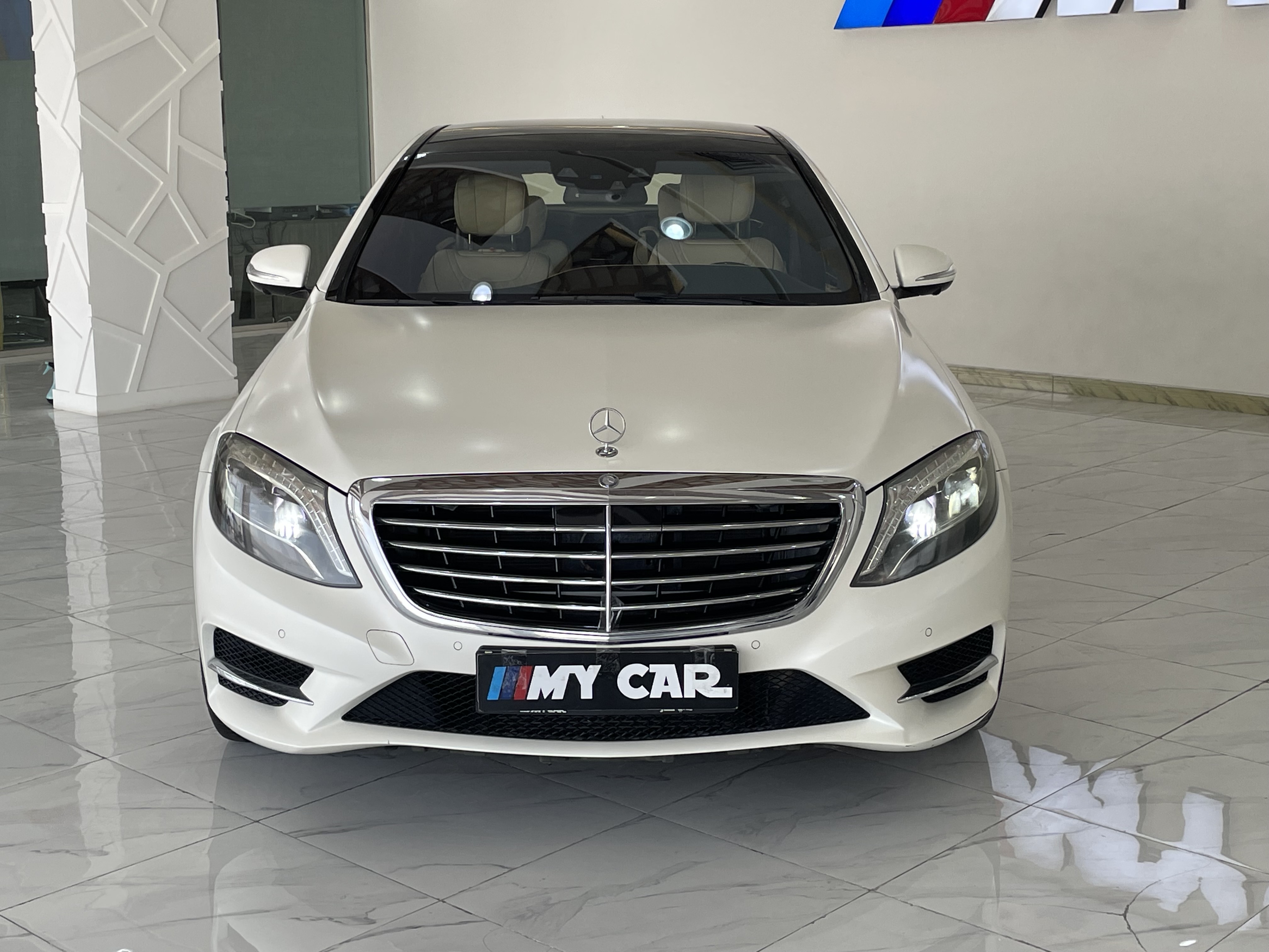 مرسيدس بنز S-Class Sedan 500 AMG - Image 2