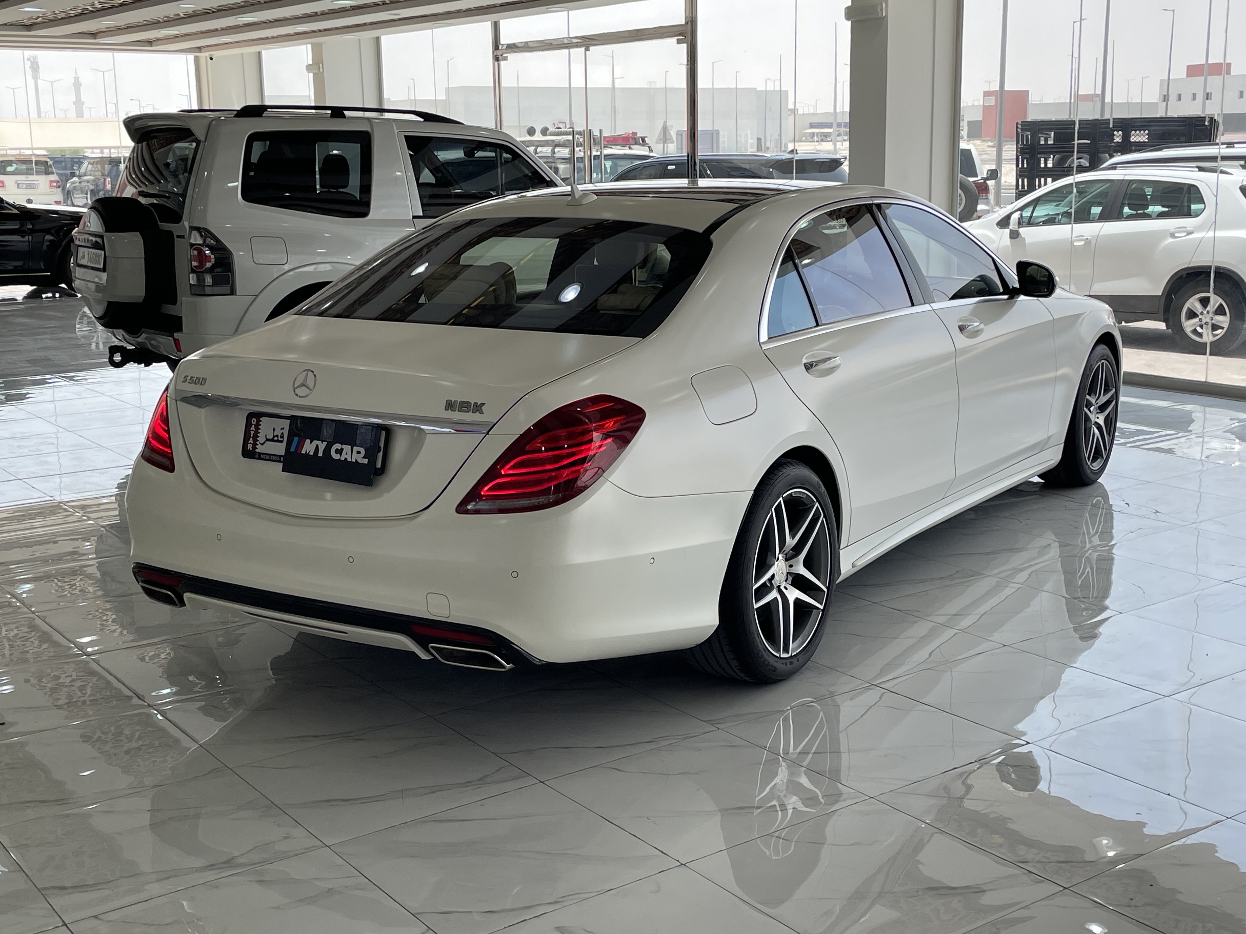 مرسيدس بنز S-Class Sedan 500 AMG - Image 3