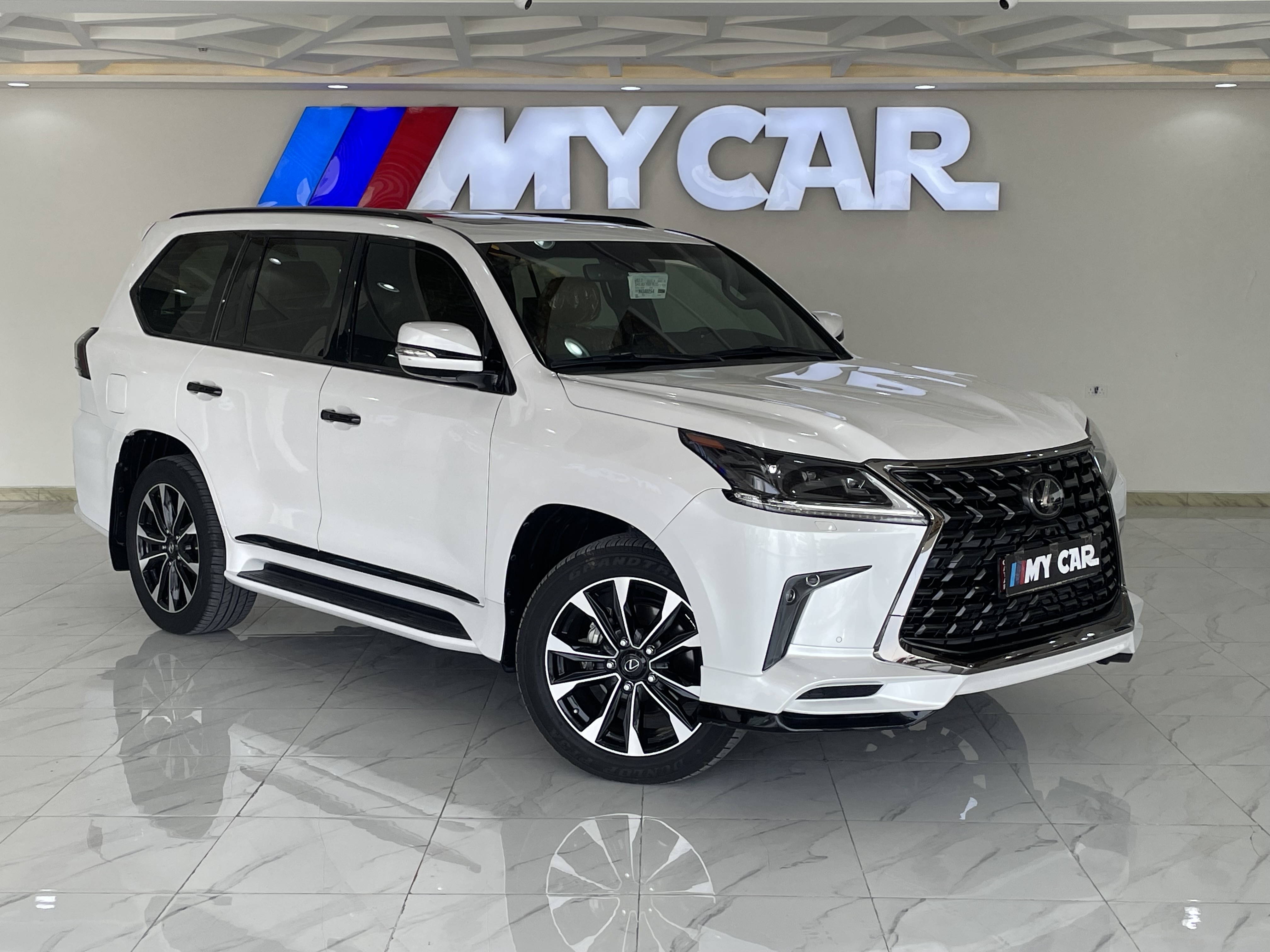 Lexus LX 570 S Black Edition