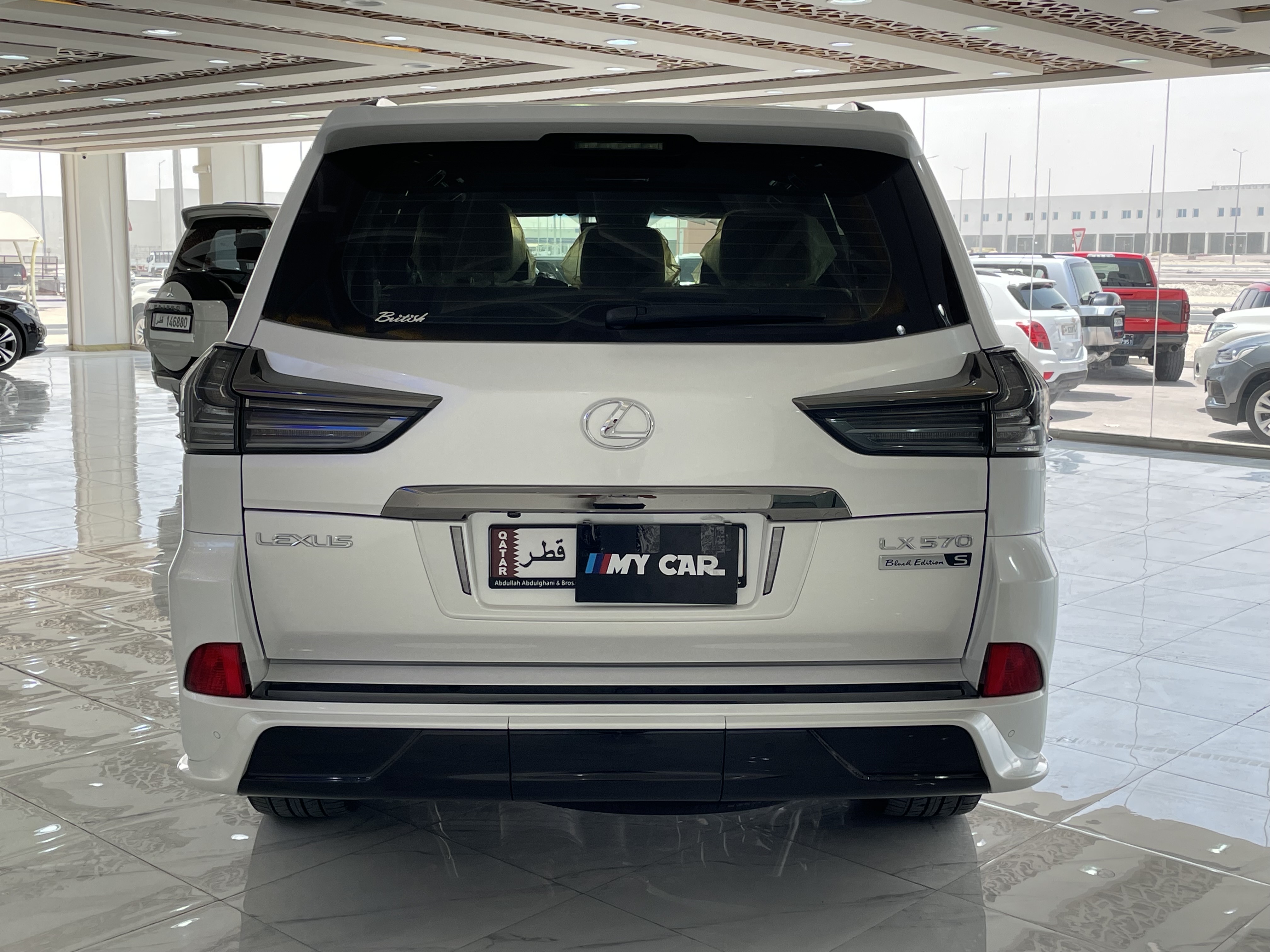 Lexus LX 570 S Black Edition - Image 4