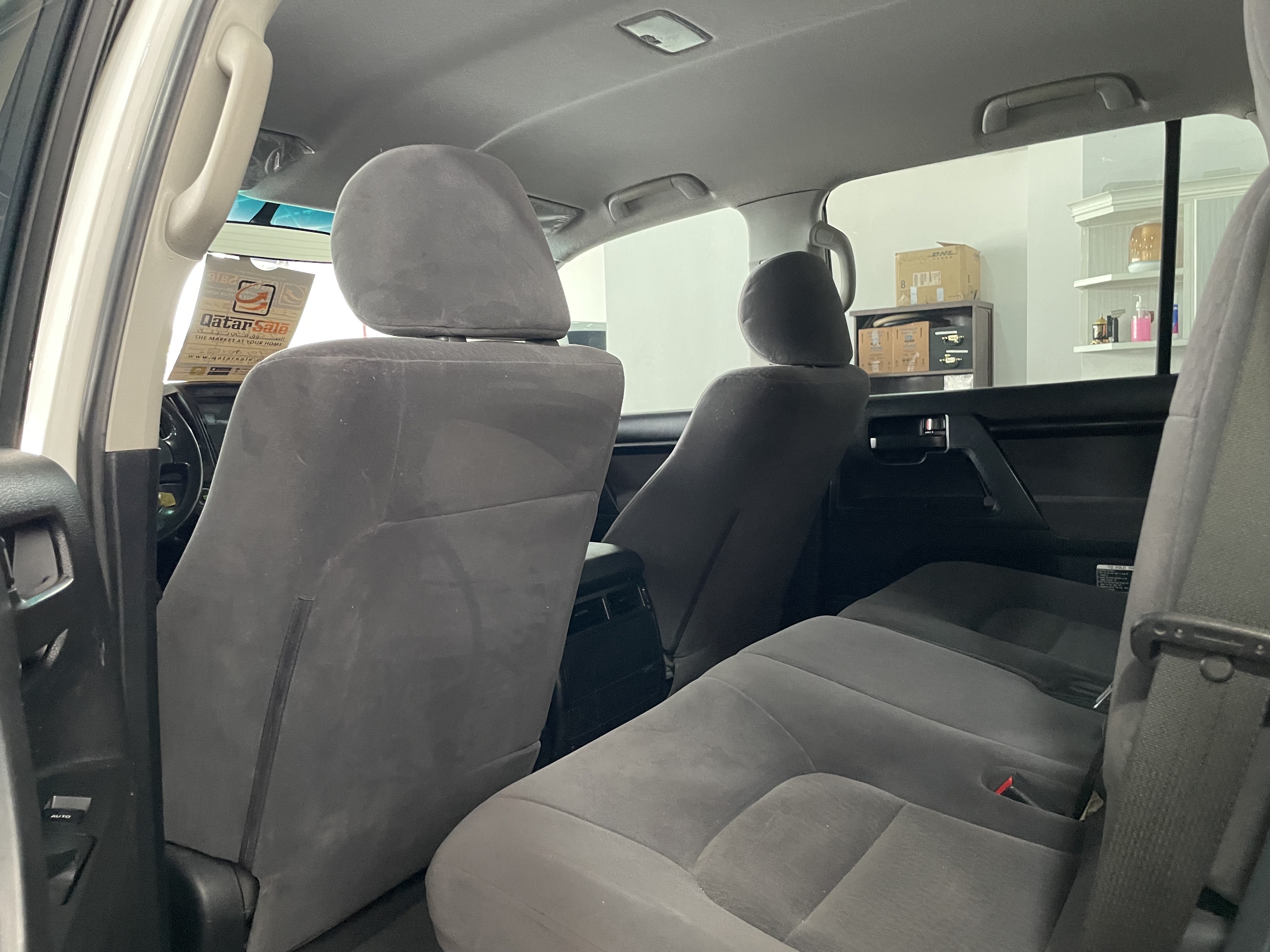 Toyota Land Cruiser Standard - Image 4