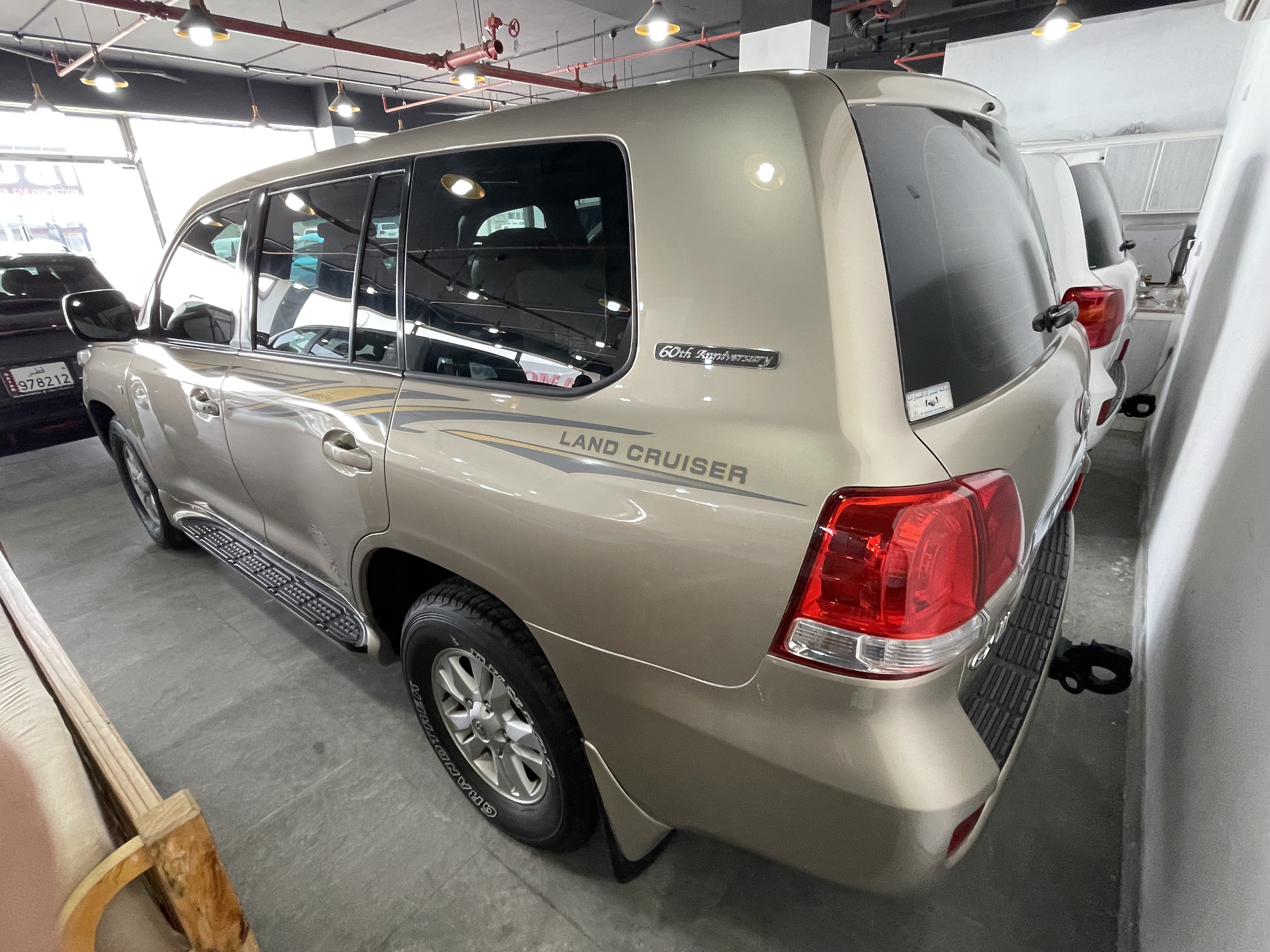 Toyota Land Cruiser GXR v6 - Image 2