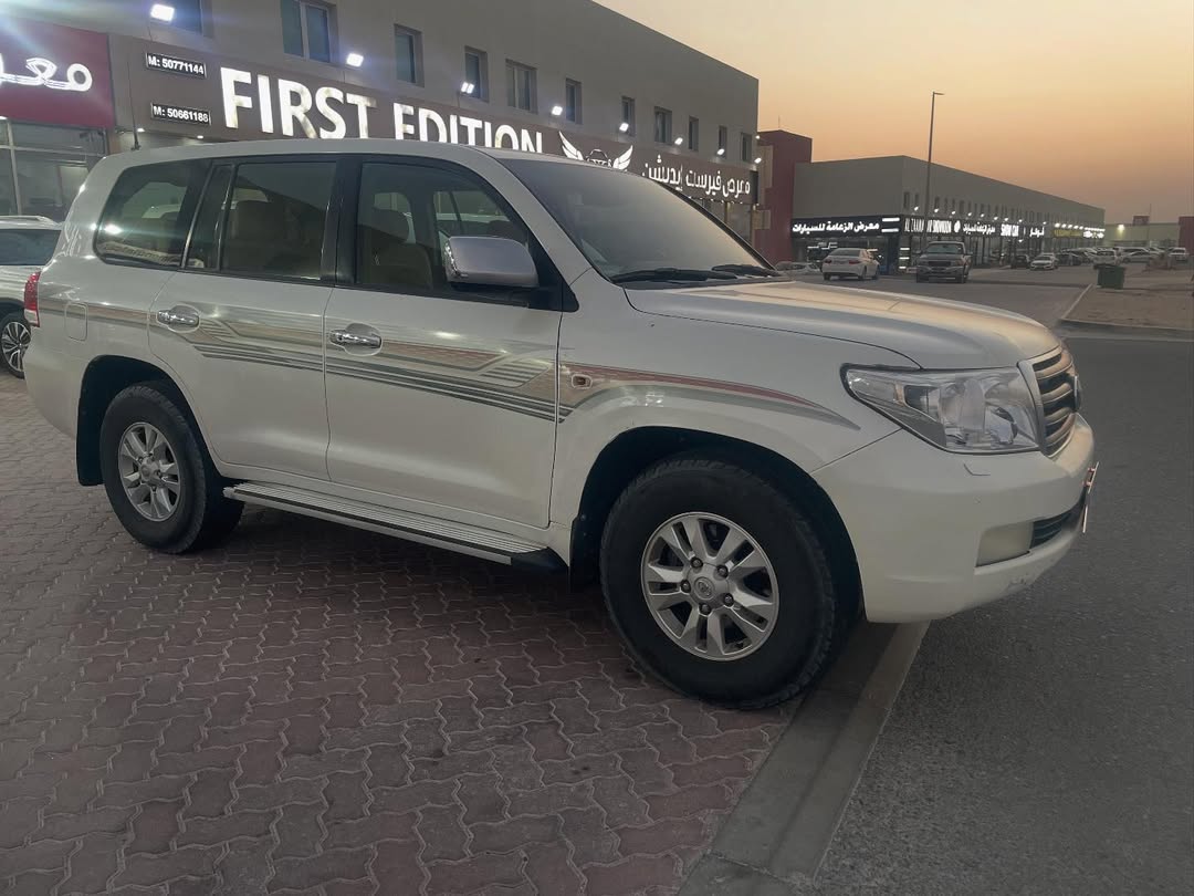 Toyota Land Cruiser GX.R - Image 4