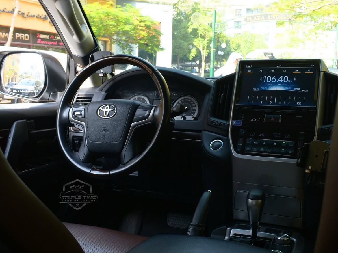 Toyota Land Cruiser GX.R - Image 4