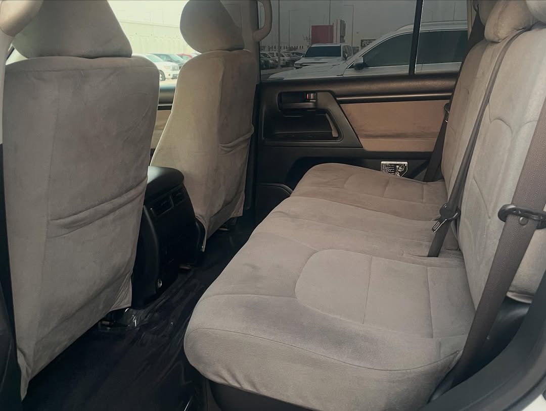 Toyota Land Cruiser GX.R - Image 2
