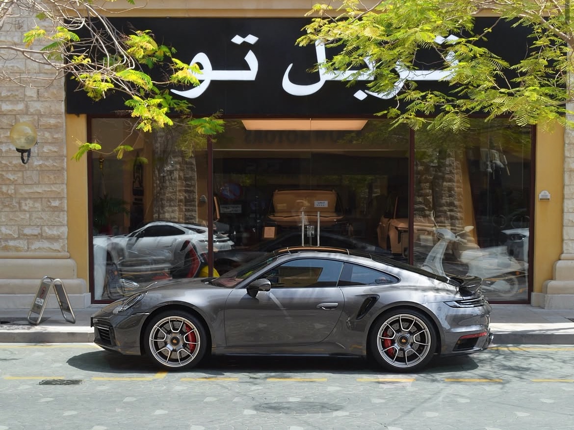 Porsche 911 Turbo  - Image 2