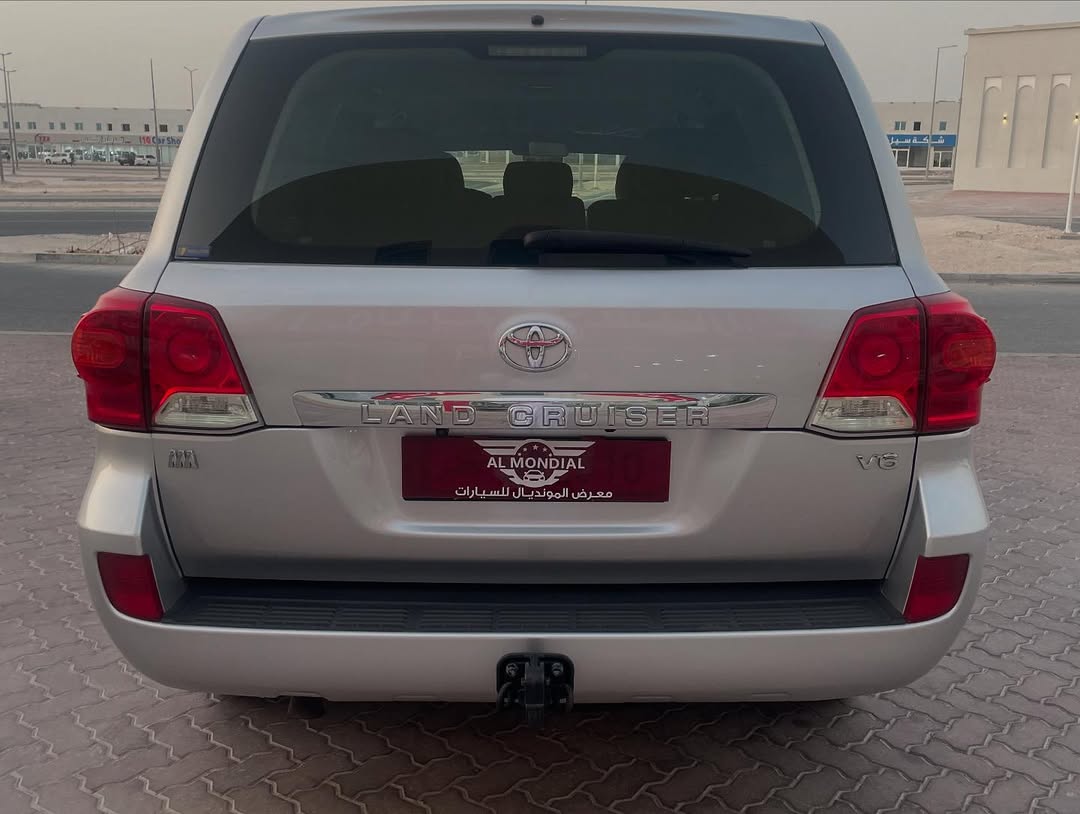 Toyota Land Cruiser G standard - Image 4
