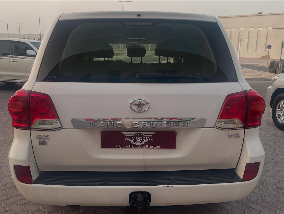 Toyota Land Cruiser GX - Image 2