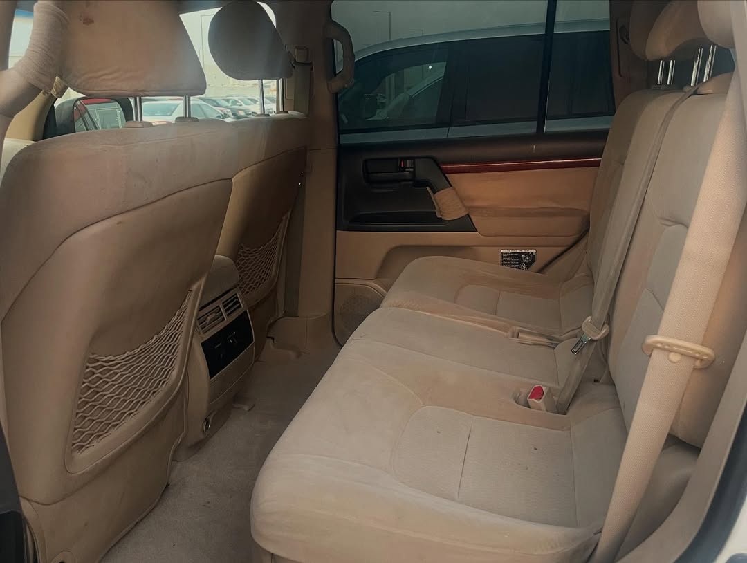 Toyota Land Cruiser GX - Image 4