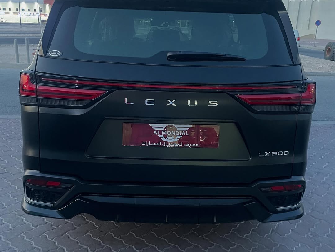 Lexus LX 600 - Image 4