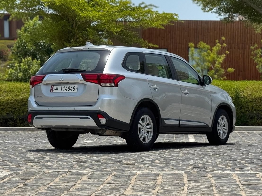 Mitsubishi Outlander - Image 2