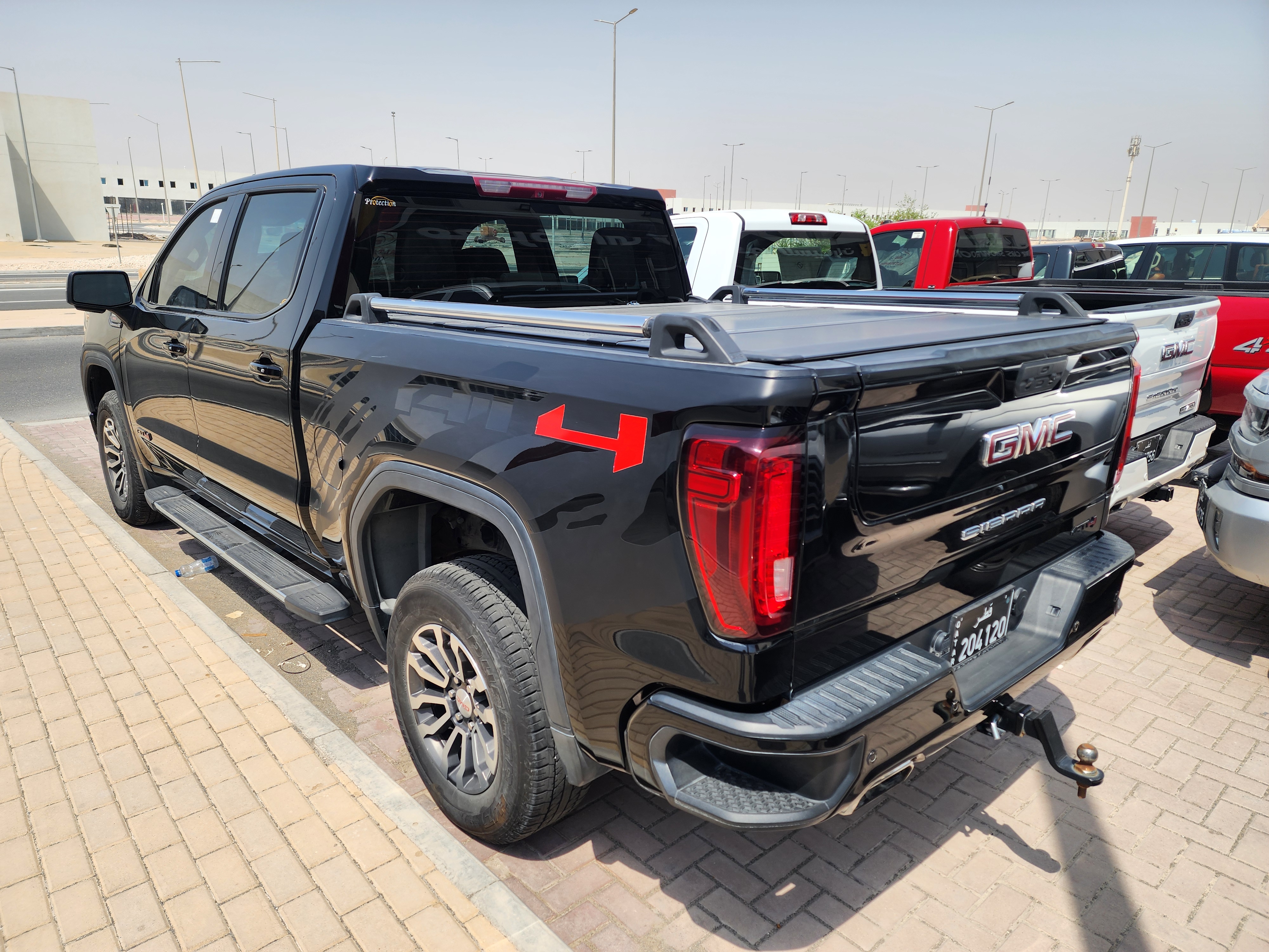 GMC Sierra - Image 2