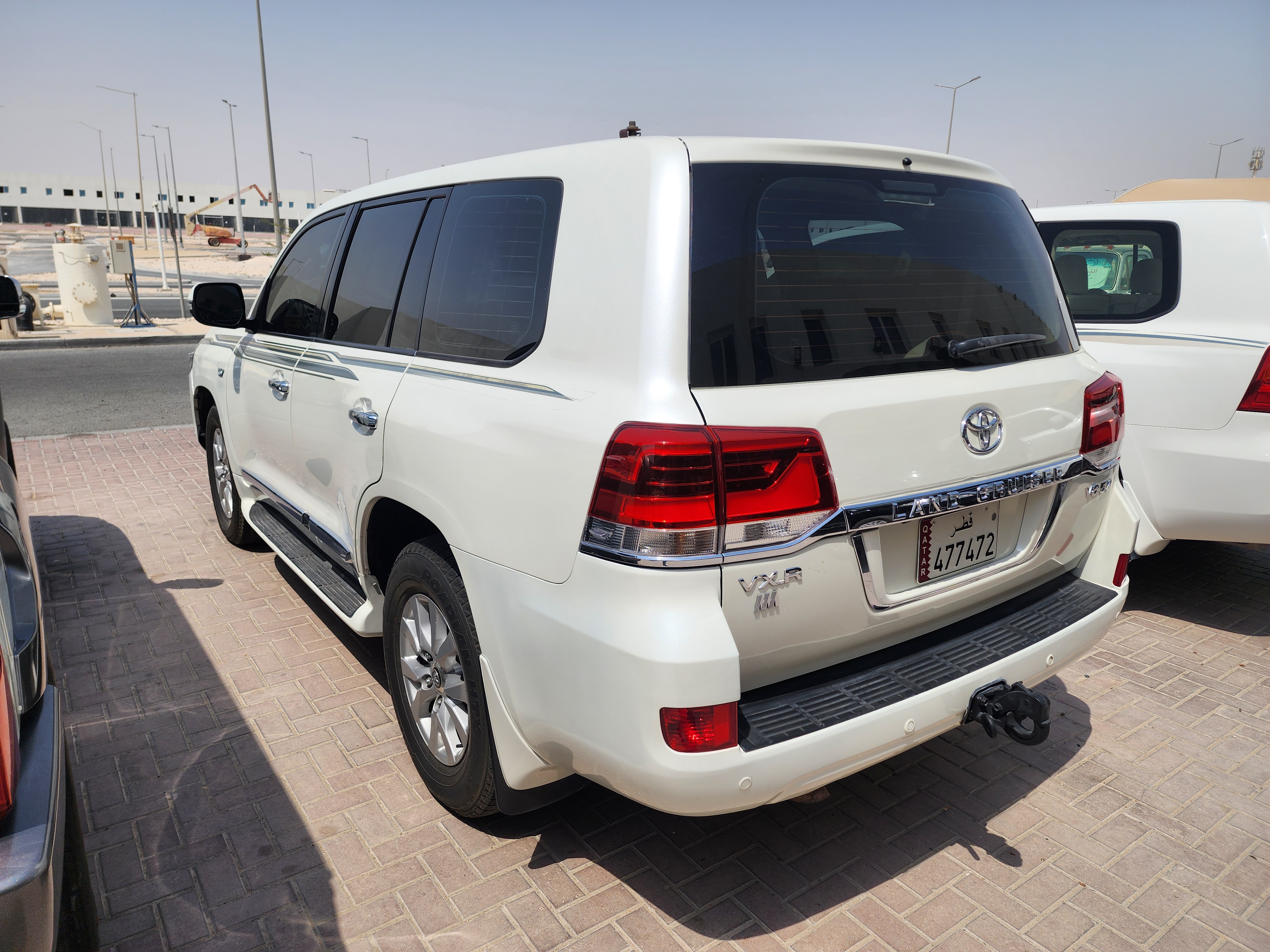 Toyota Land Cruiser VX.R - Image 4