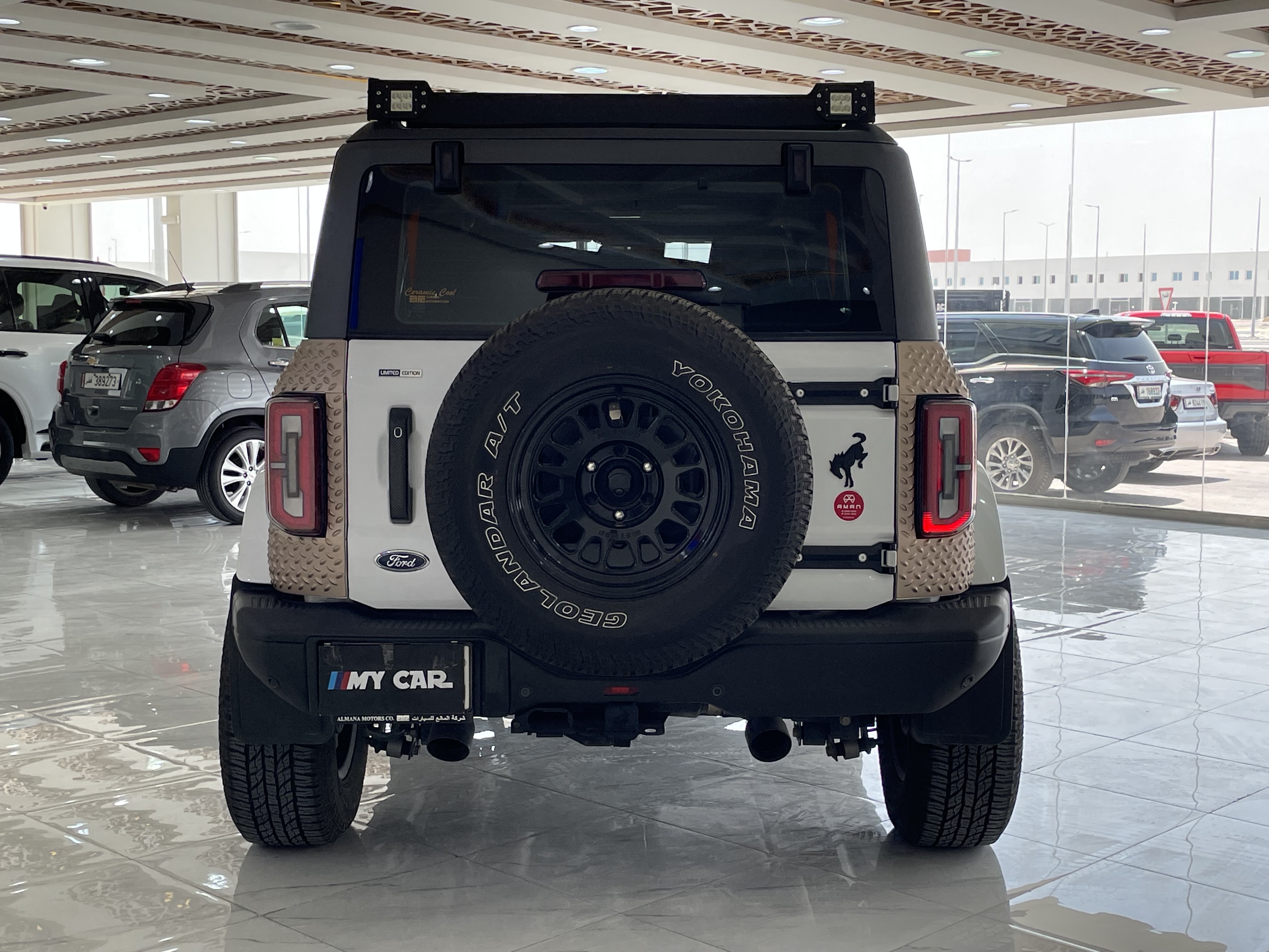 Ford Bronco - Image 4