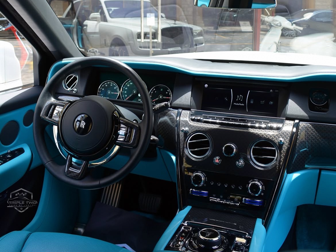 Rolls-Royce Cullinan - Image 4
