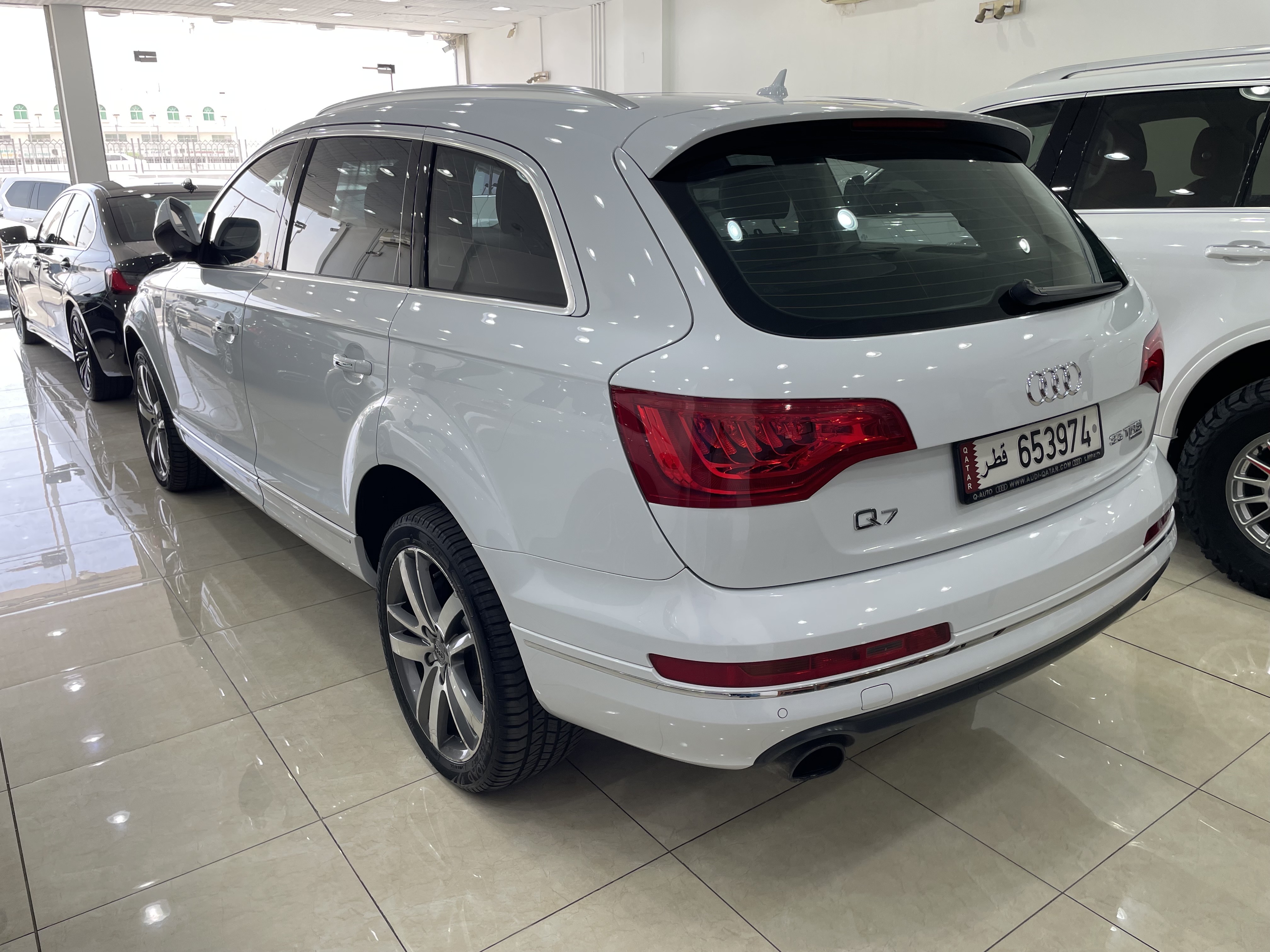 Audi Q7 2015 - Image 2