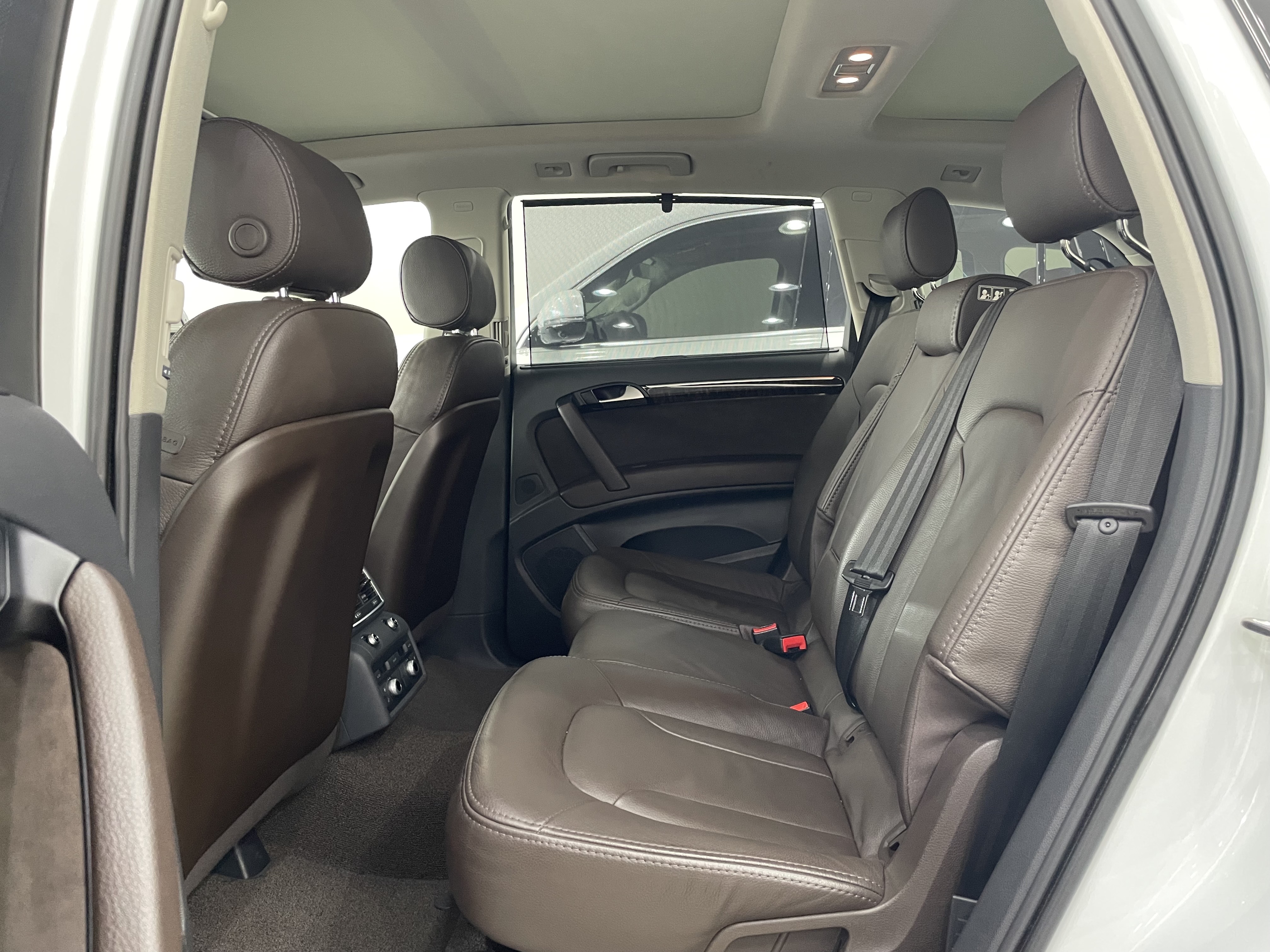 Audi Q7 2015 - Image 4