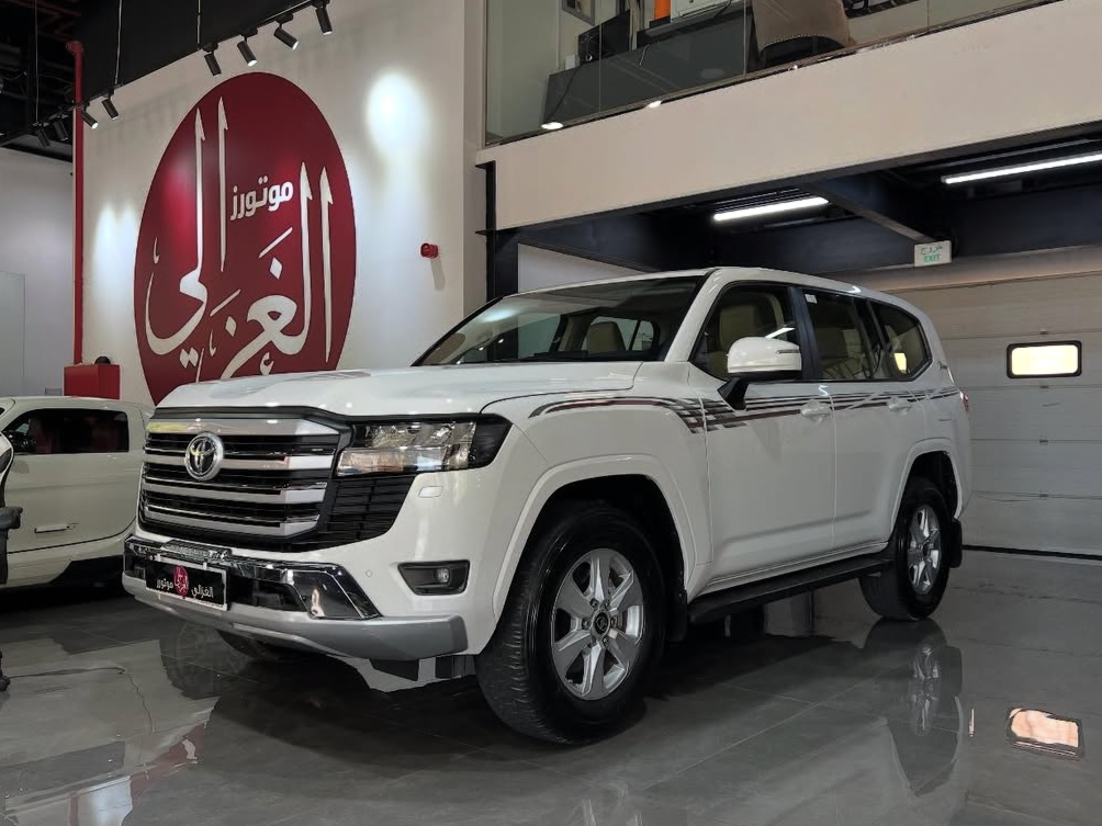 featured car