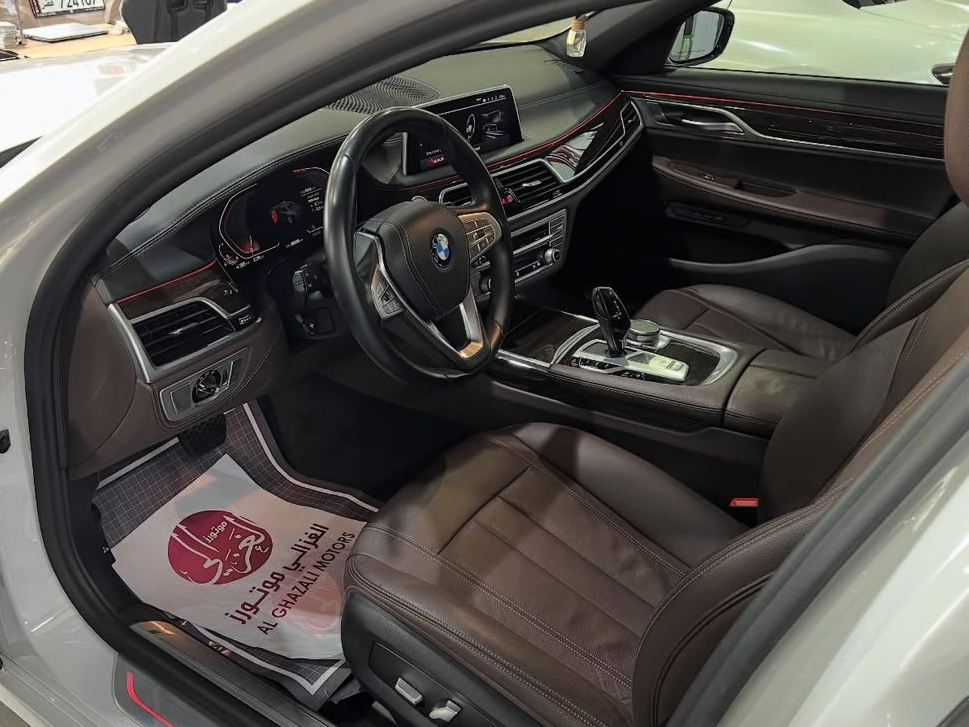 BMW 7-Series 730 Li 2020 - Image 4