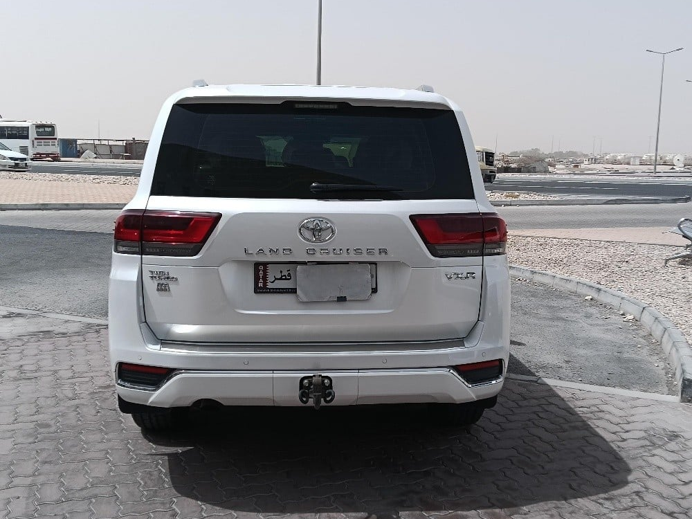Toyota Land Cruiser VX.R 2022 - Image 3