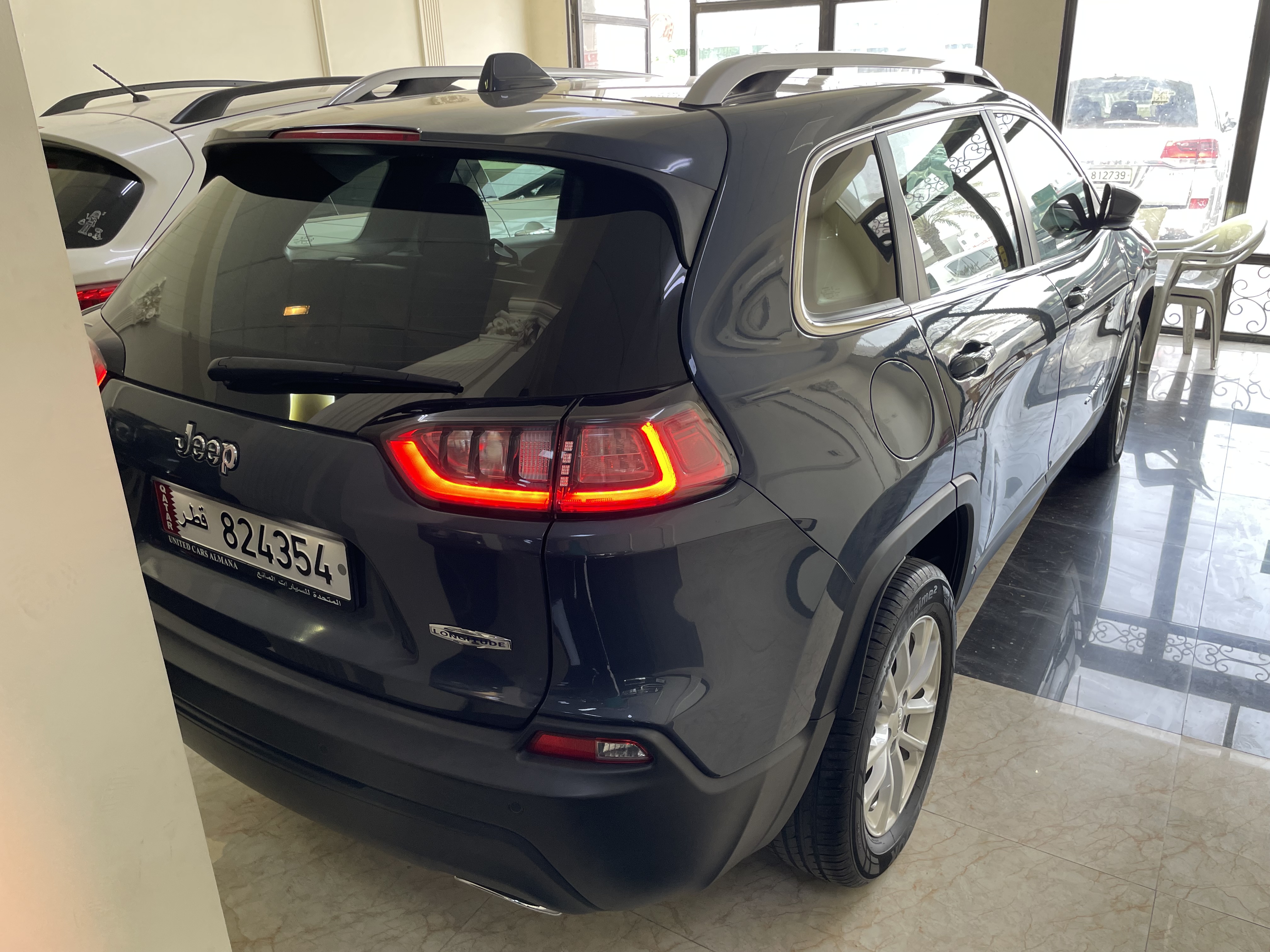Jeep longitude 2020 - Image 3