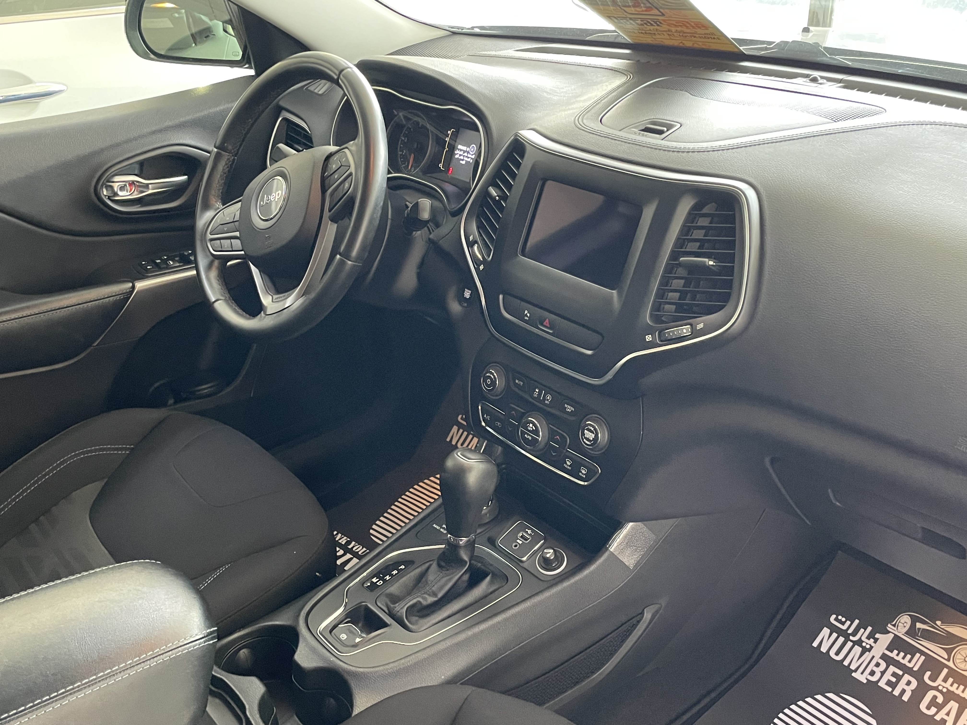 Jeep longitude 2020 - Image 4