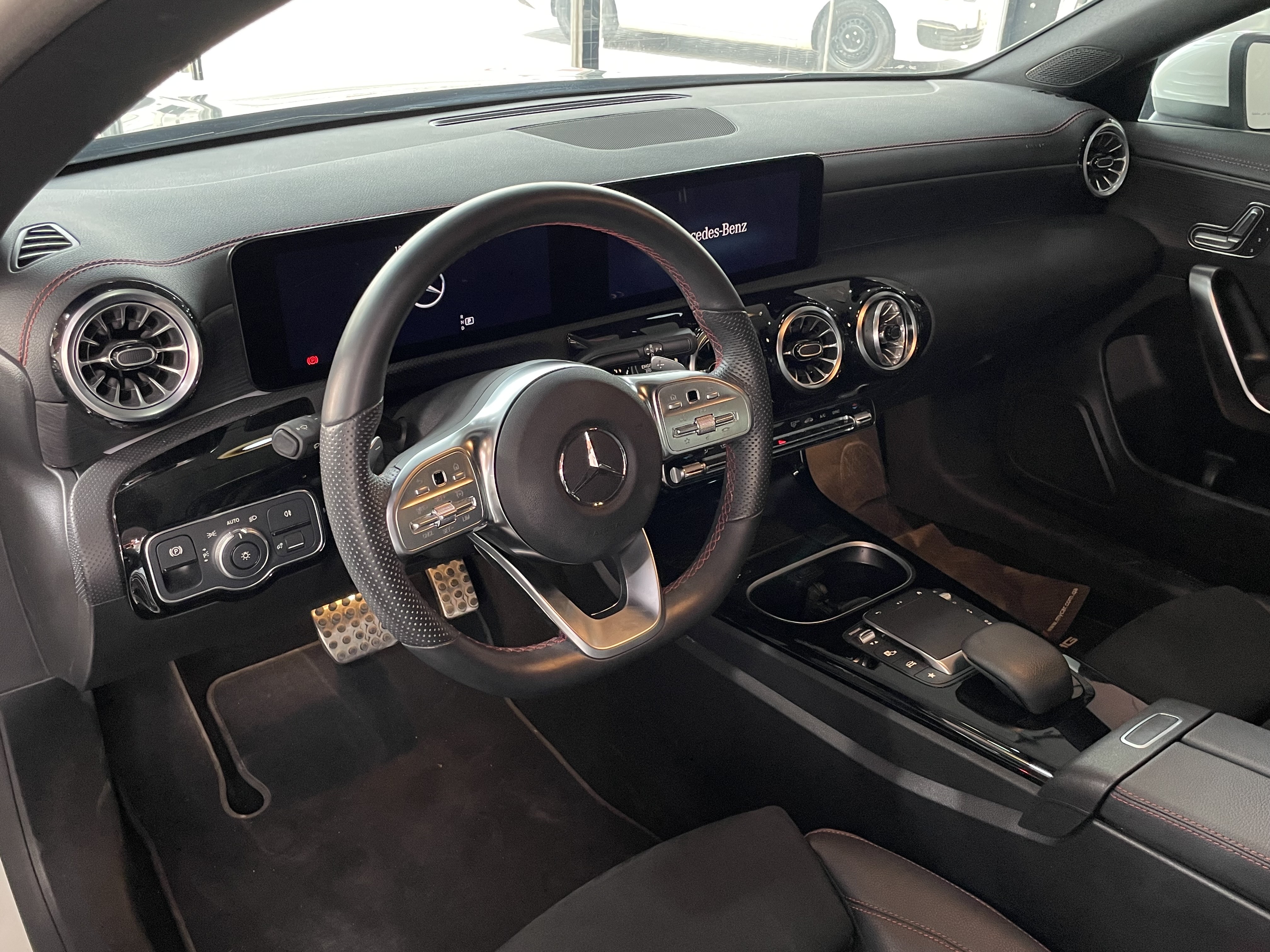 Mercedes-Benz CLA  250 2023 - Image 3