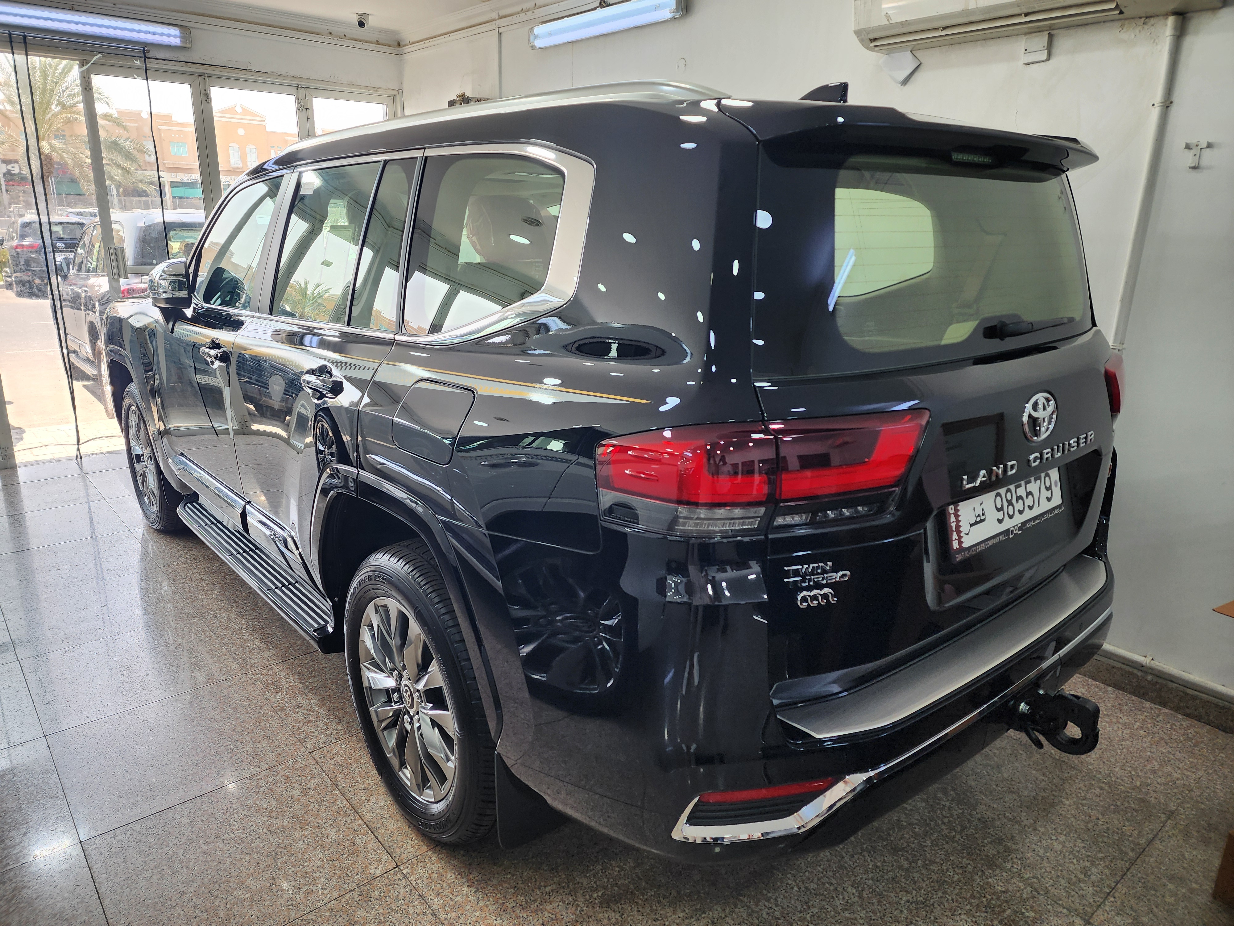 Toyota Land Cruiser VX 2025 - Image 4
